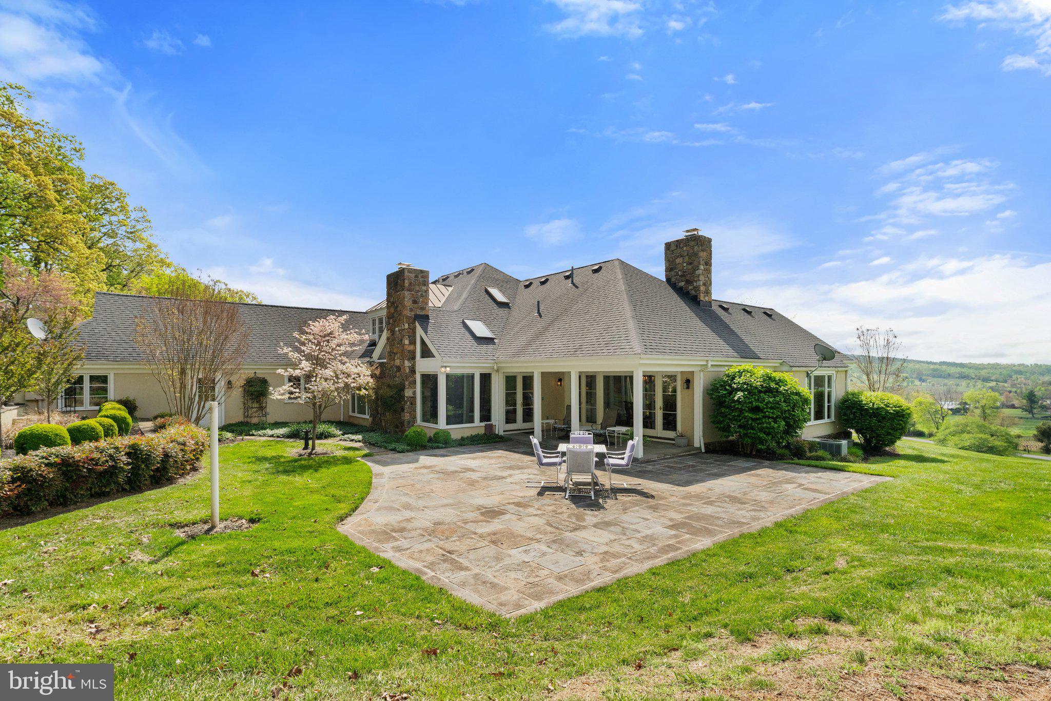 BELLEVUE FARMS - Residential