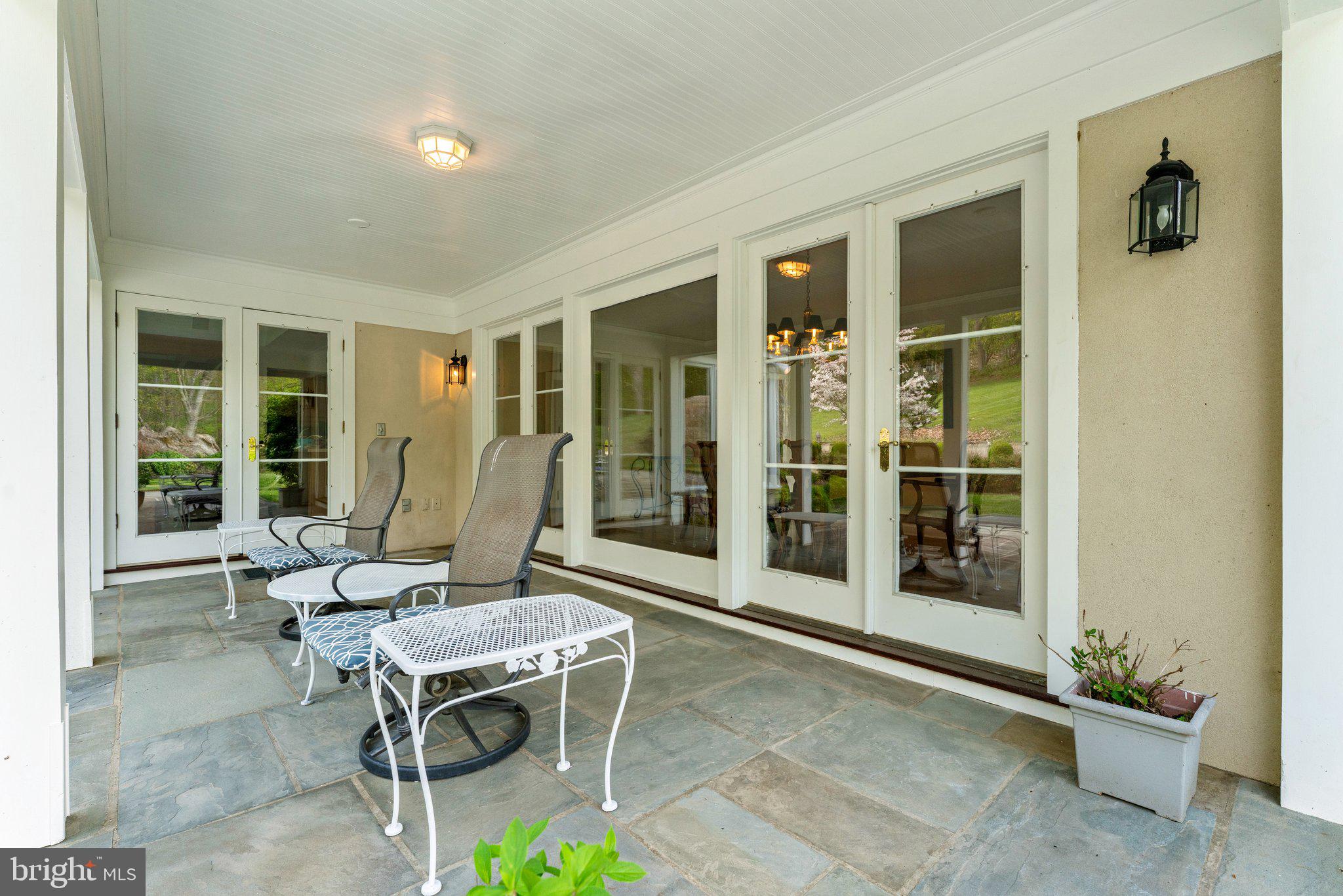 BELLEVUE FARMS - Residential