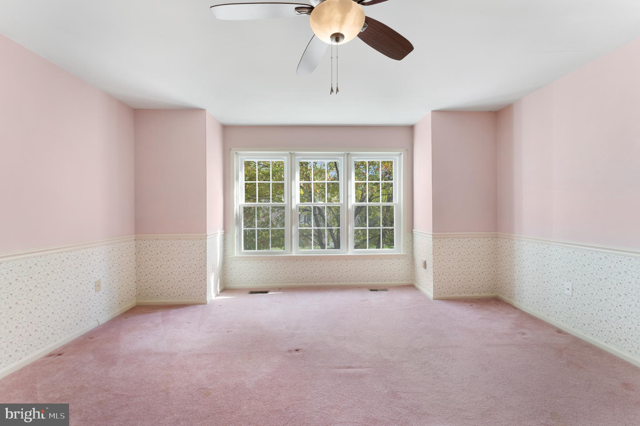 MEADOW WOODS - Residential
