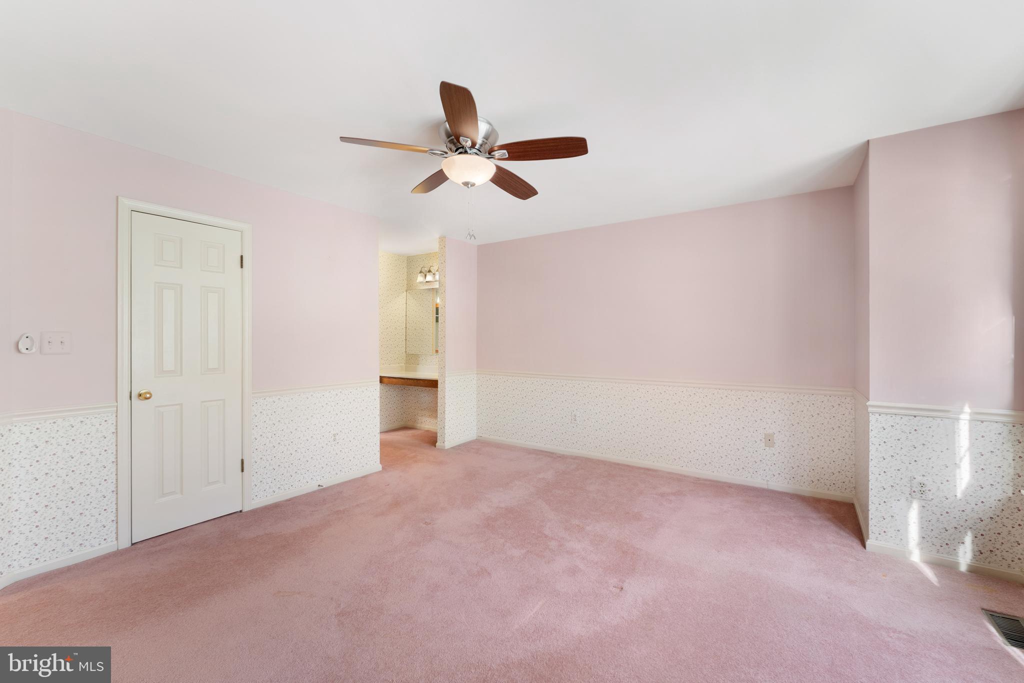 MEADOW WOODS - Residential
