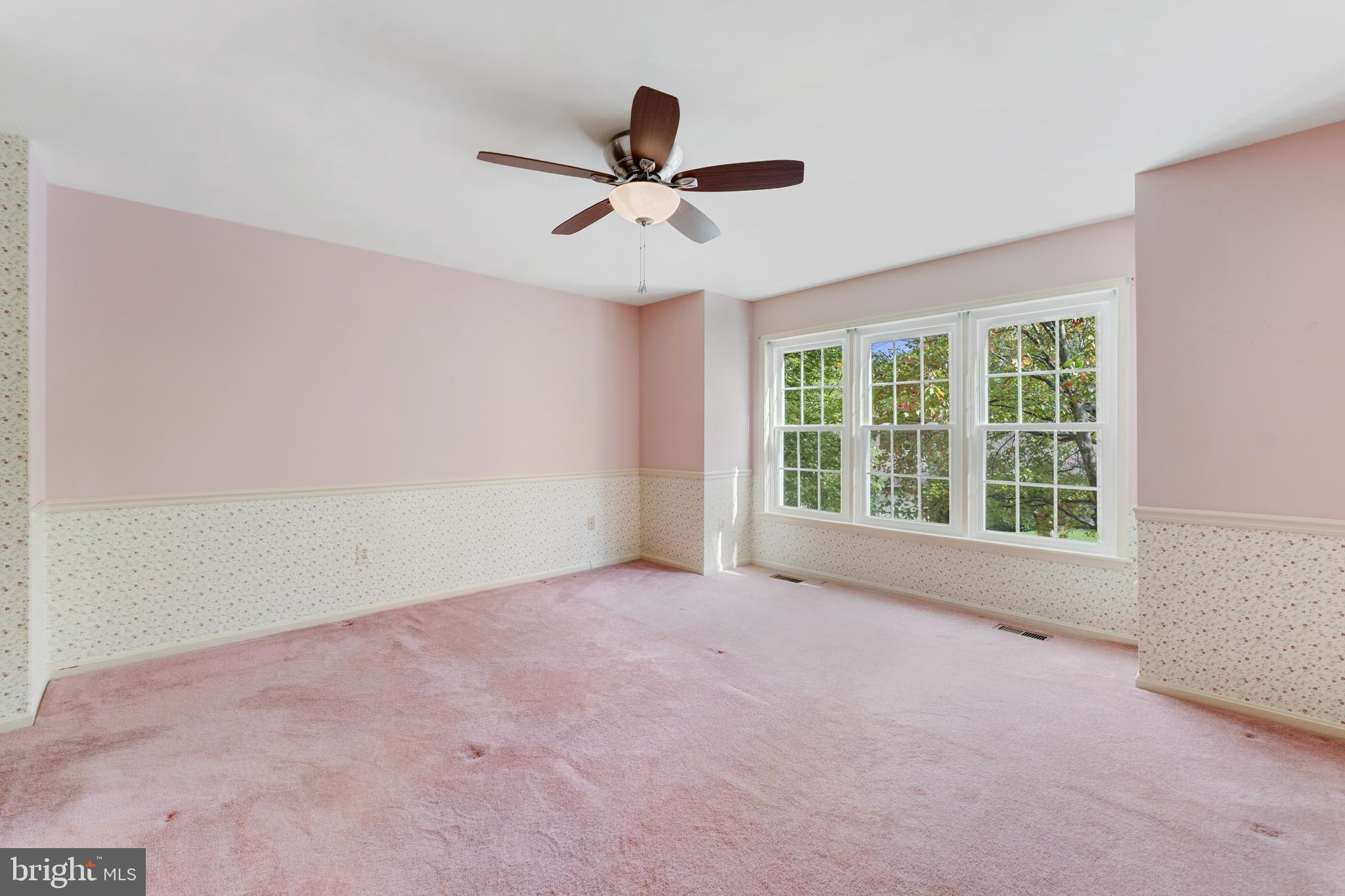 MEADOW WOODS - Residential