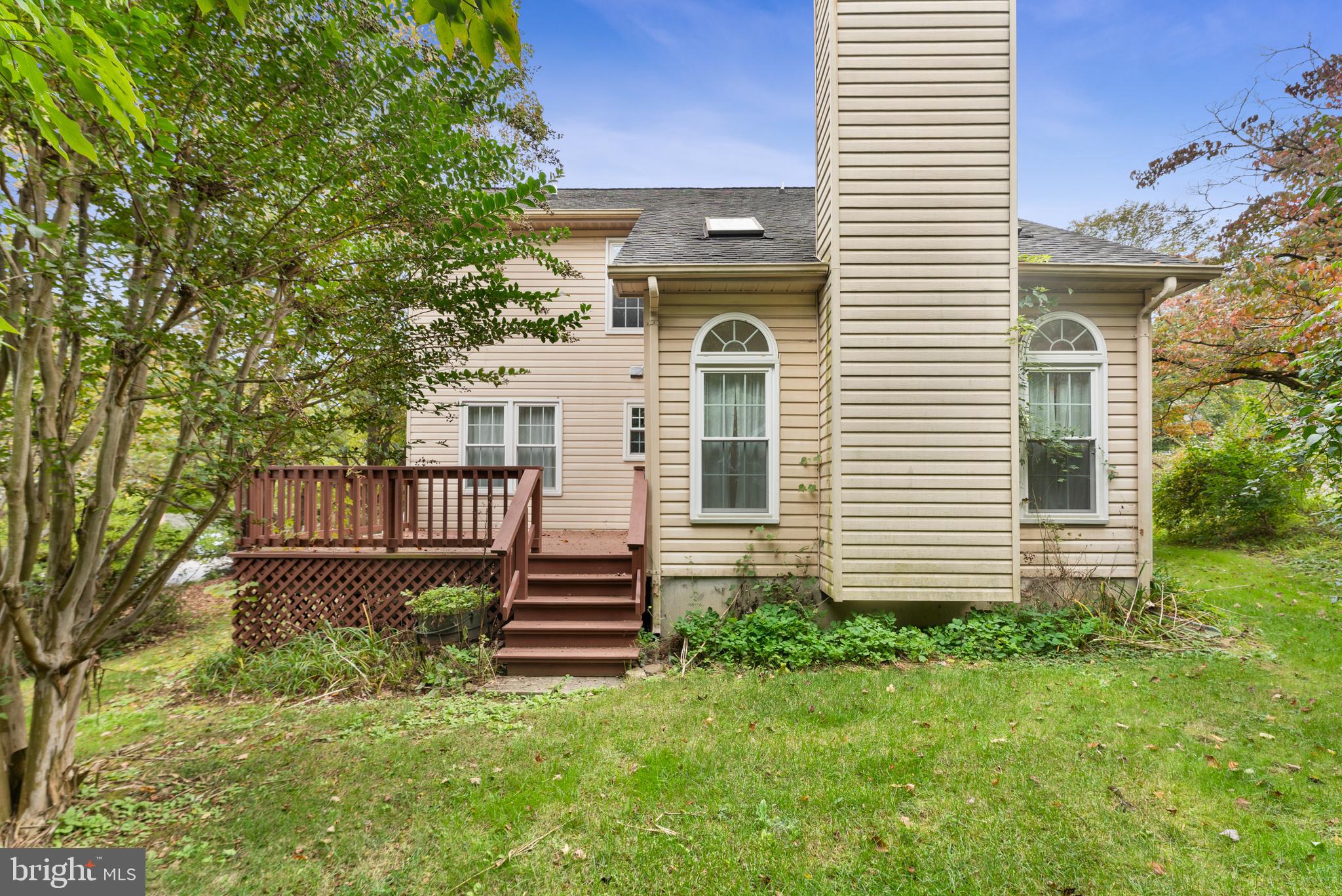MEADOW WOODS - Residential
