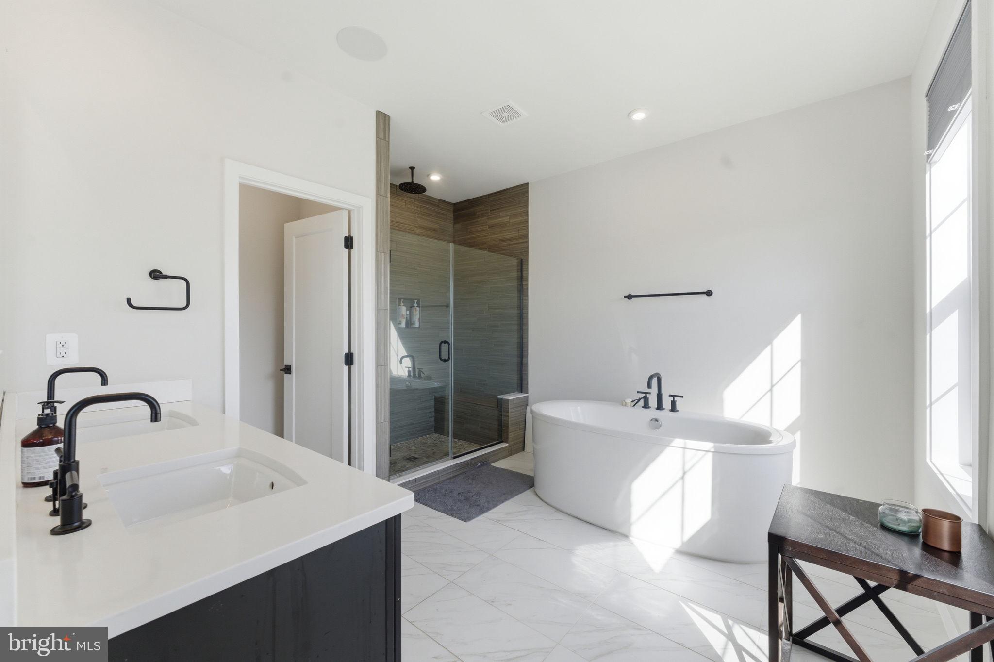 METRO WALK AT MOOREFIELD STATION - Residential