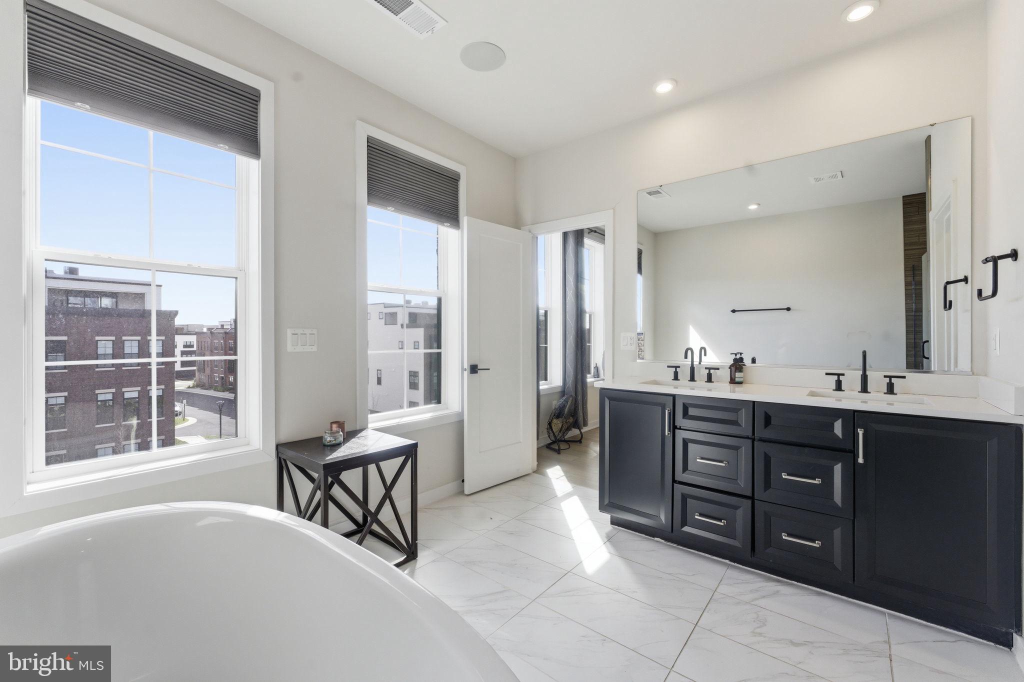 METRO WALK AT MOOREFIELD STATION - Residential