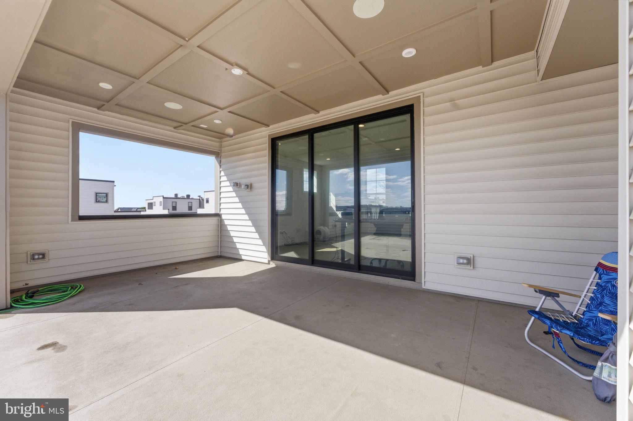 METRO WALK AT MOOREFIELD STATION - Residential