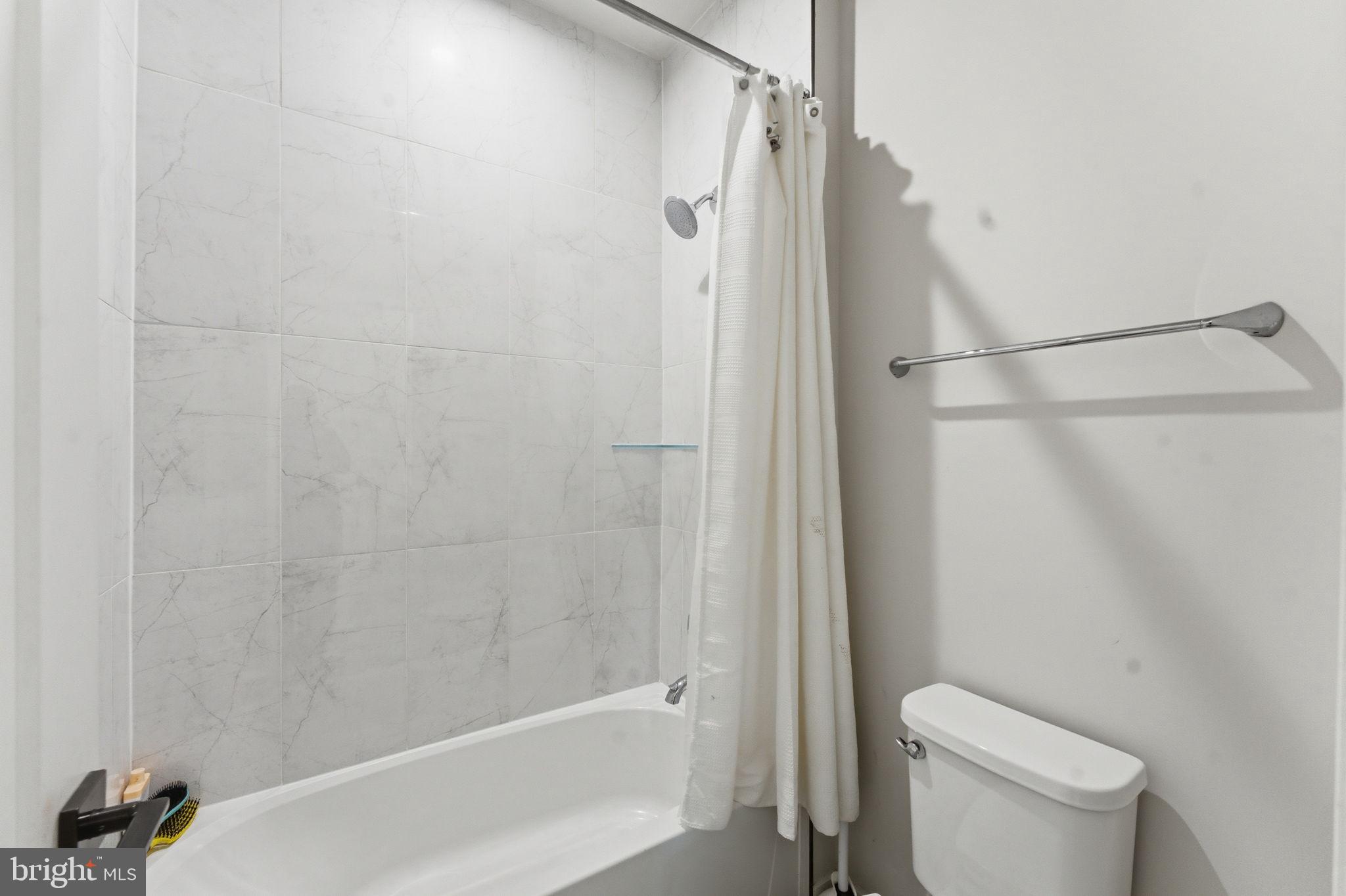 METRO WALK AT MOOREFIELD STATION - Residential