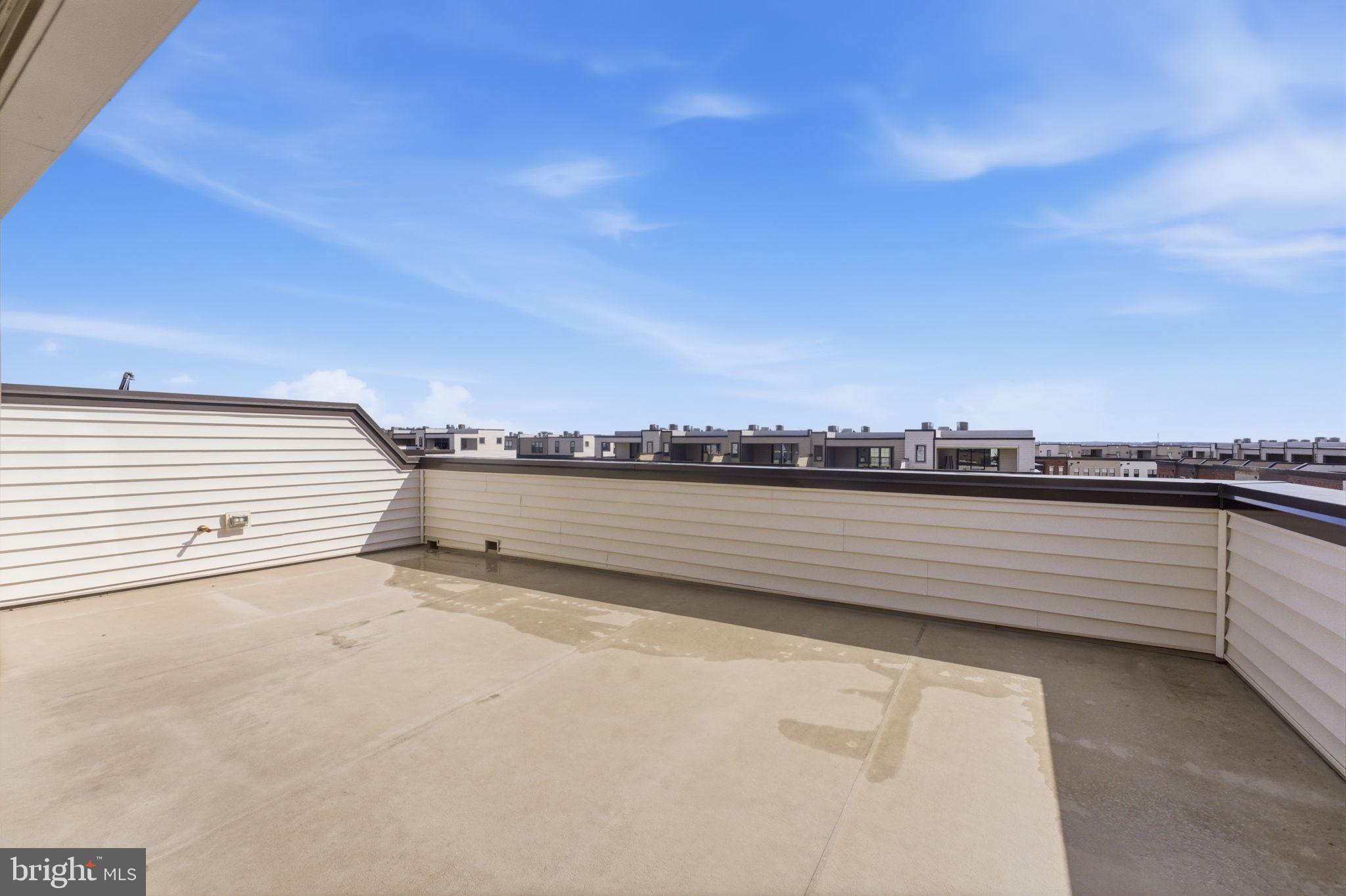 METRO WALK AT MOOREFIELD STATION - Residential