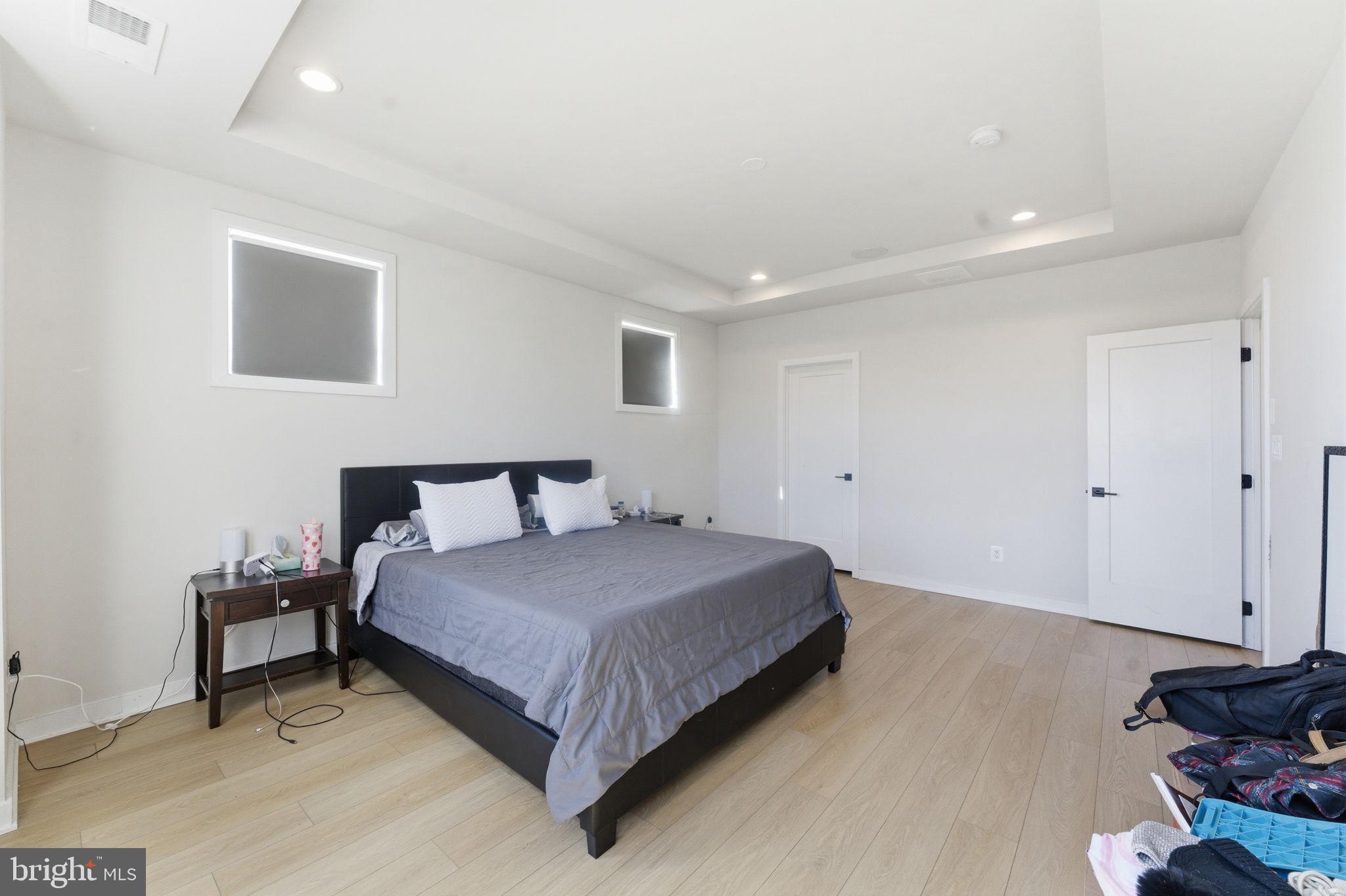 METRO WALK AT MOOREFIELD STATION - Residential