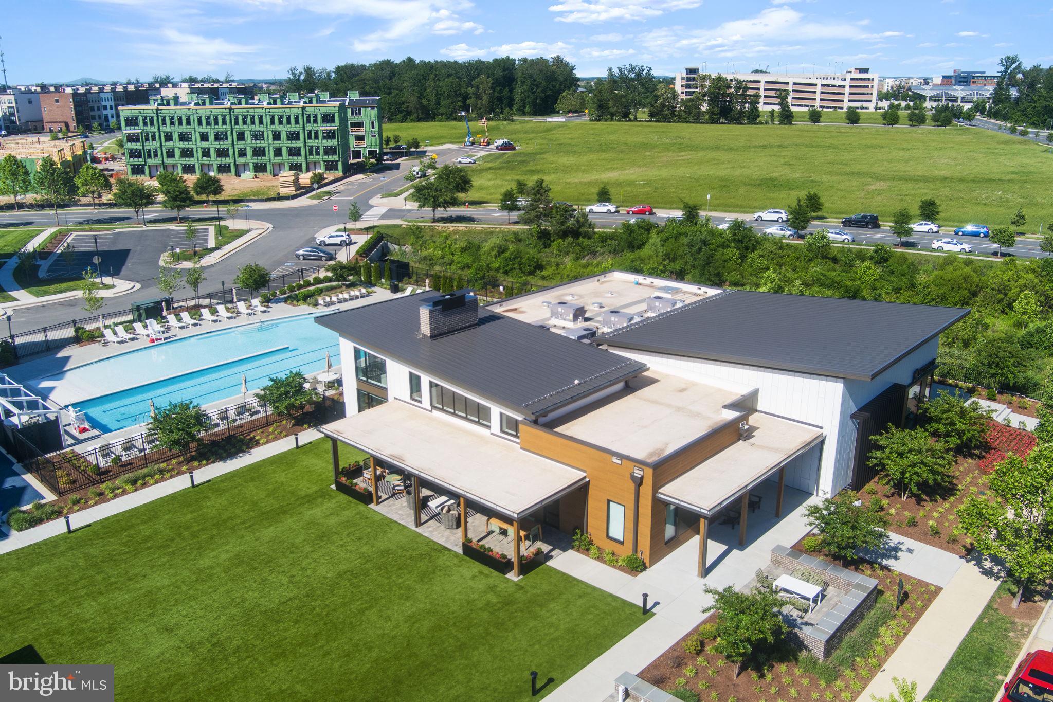 METRO WALK AT MOOREFIELD STATION - Residential