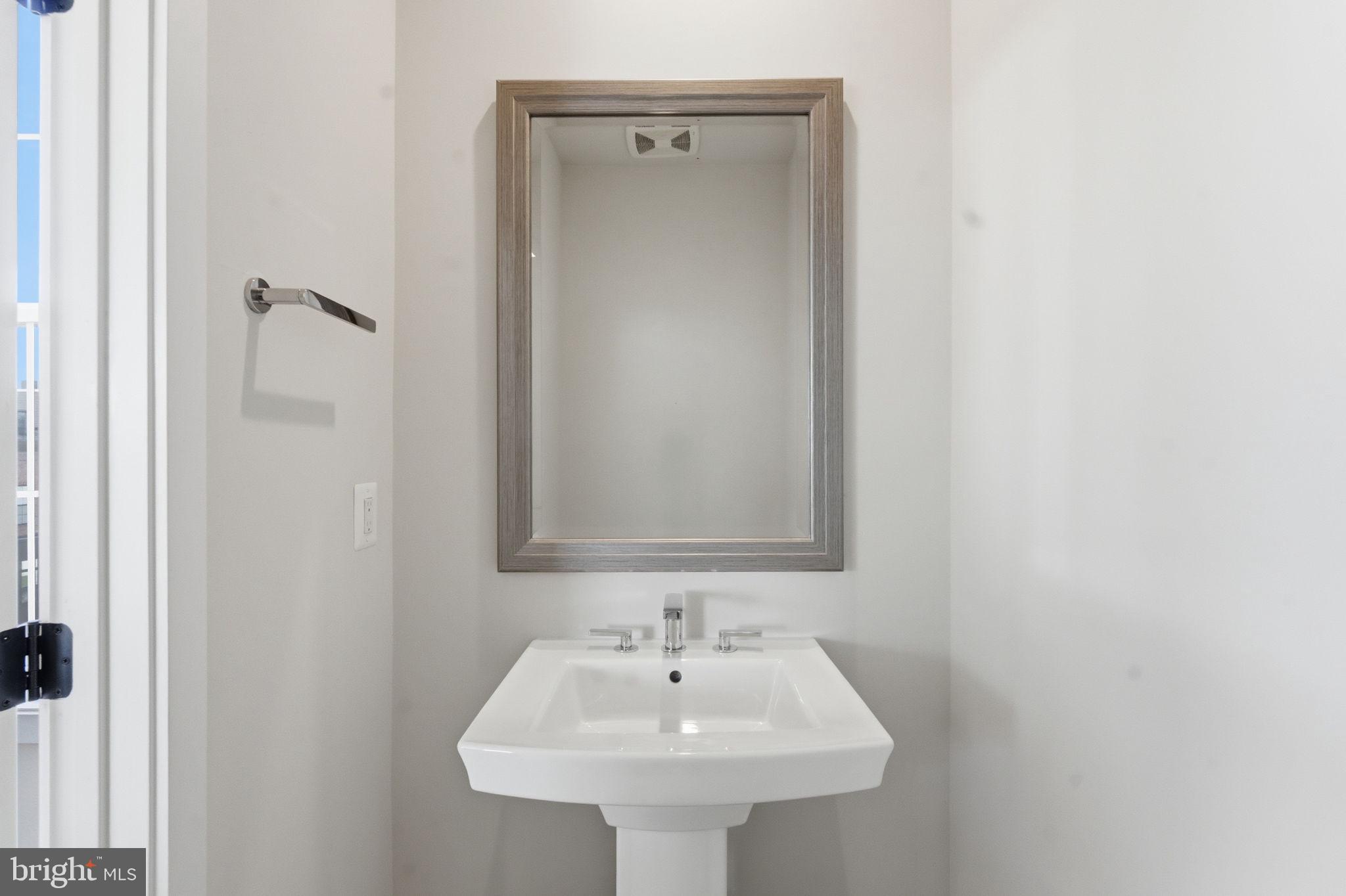 METRO WALK AT MOOREFIELD STATION - Residential