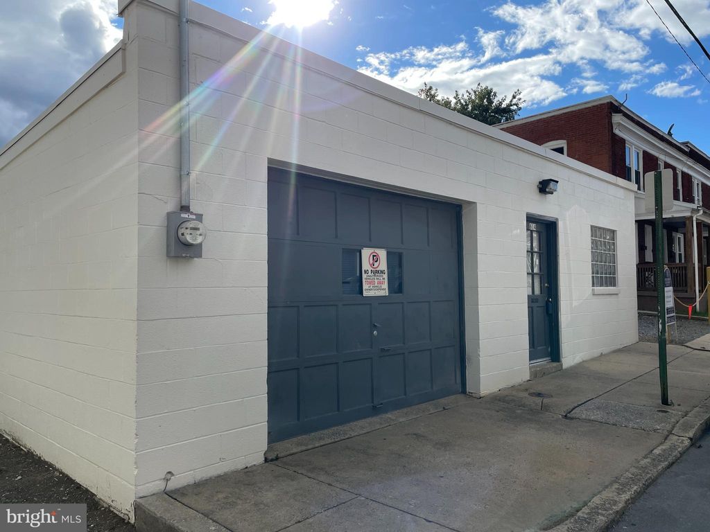 Photo of 614 George Street, Lancaster, PA 17603 (MLS # PALA2058786)