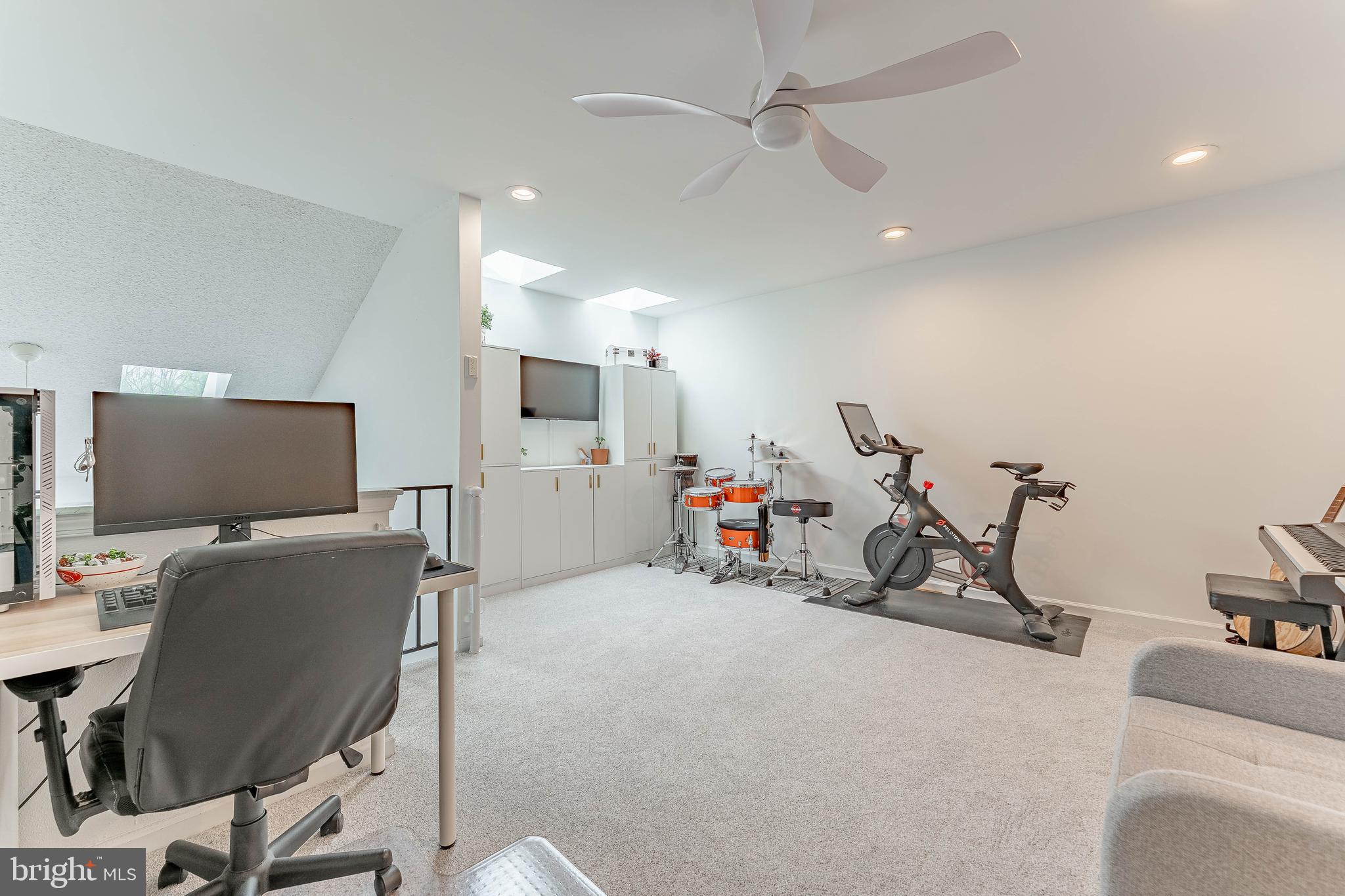 HIGHSPIRE - Residential