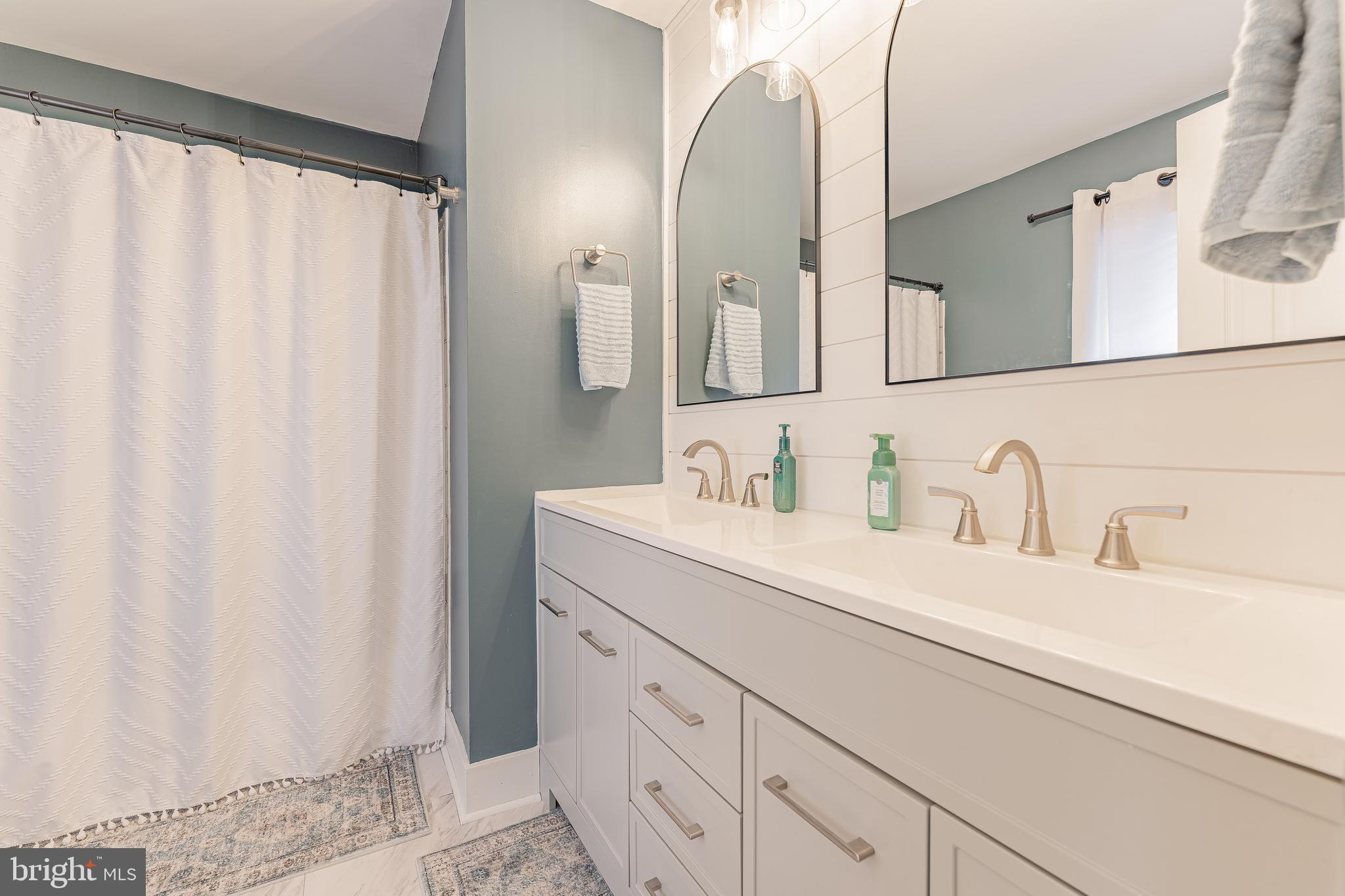 HIGHSPIRE - Residential