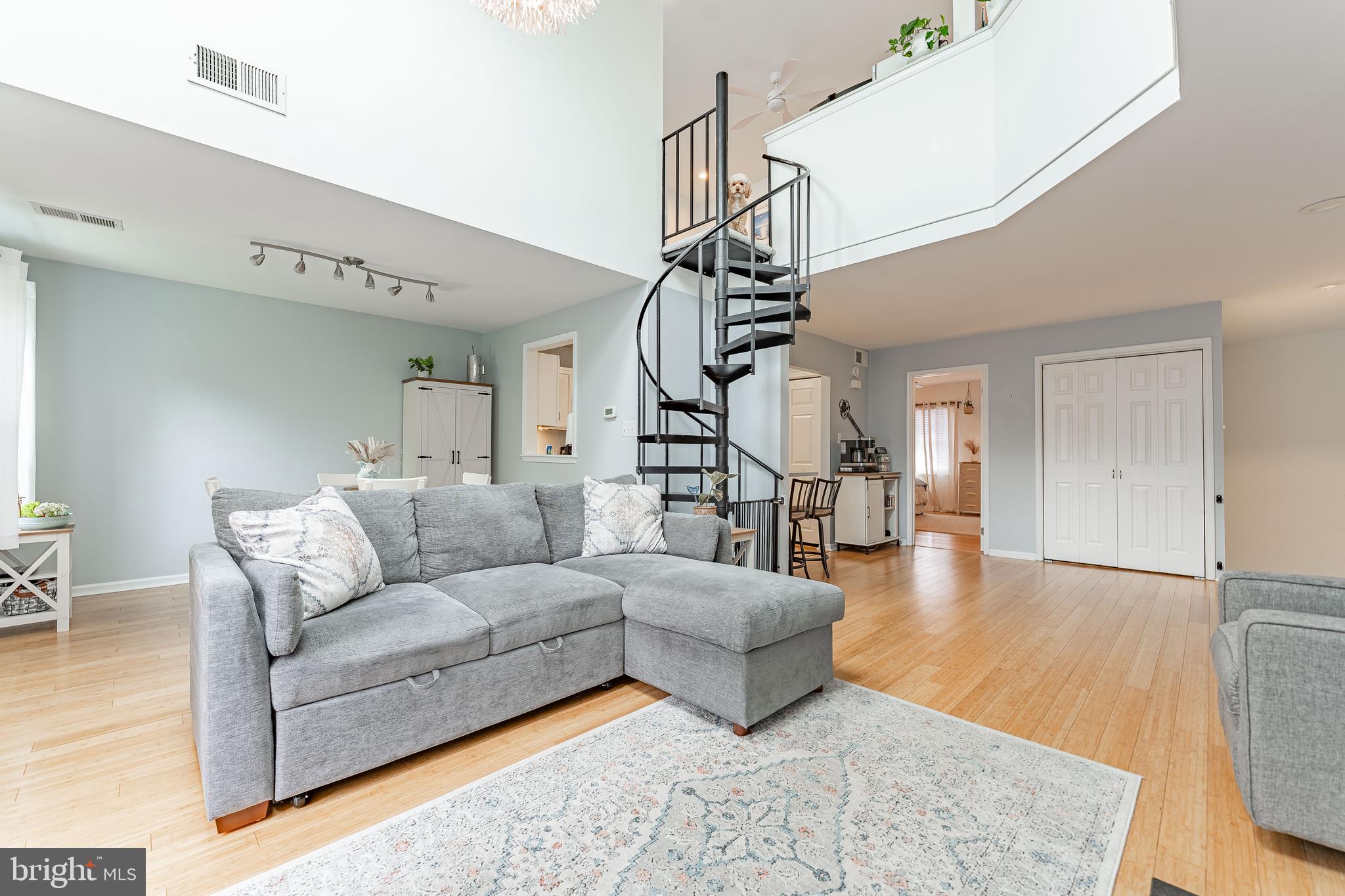 HIGHSPIRE - Residential