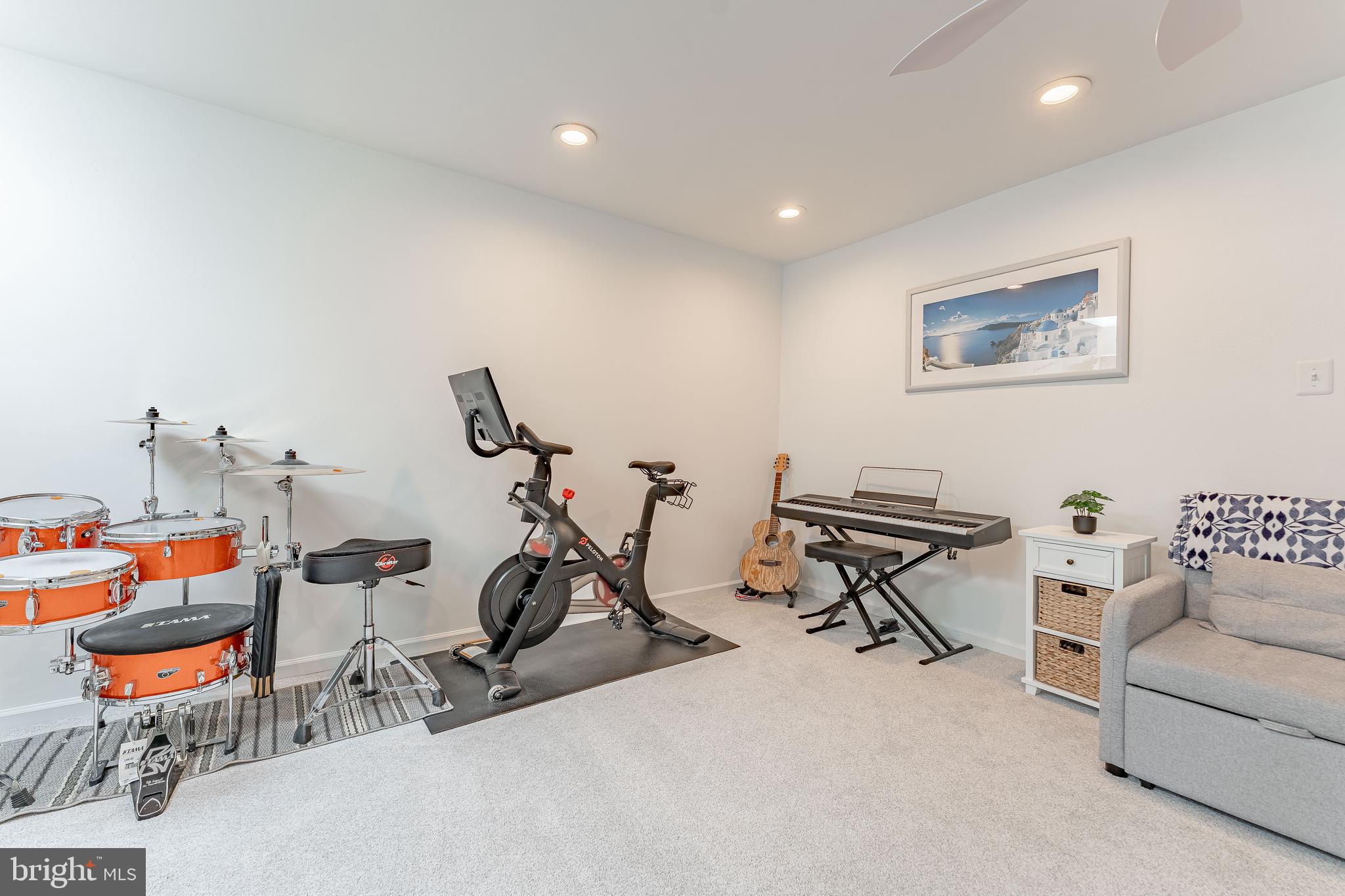 HIGHSPIRE - Residential