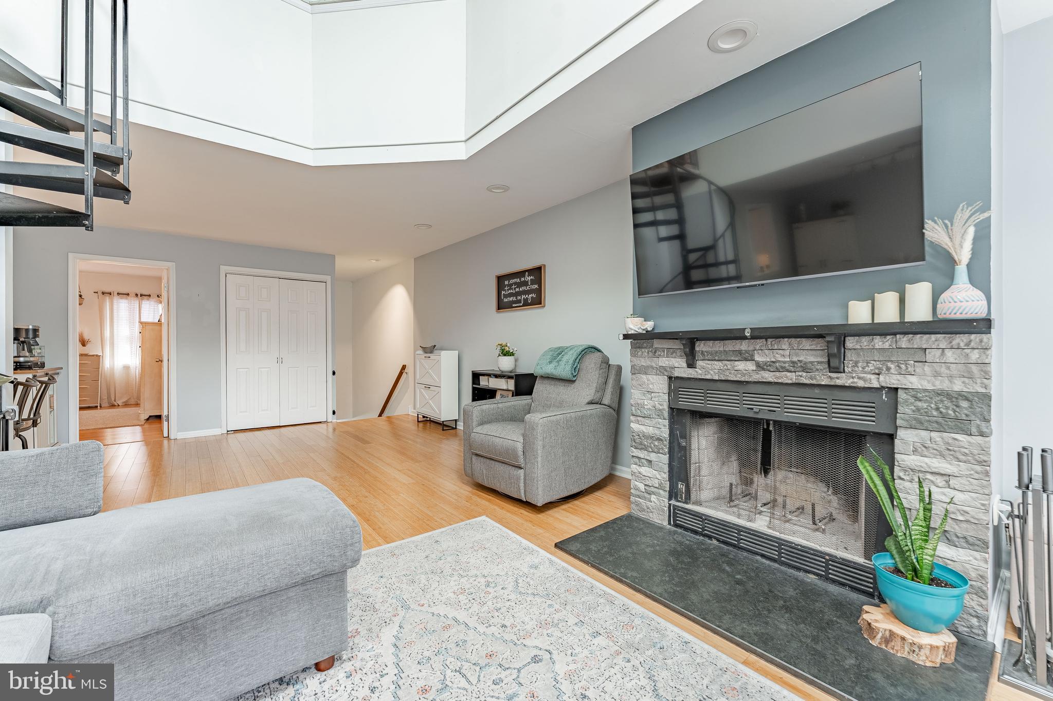 HIGHSPIRE - Residential