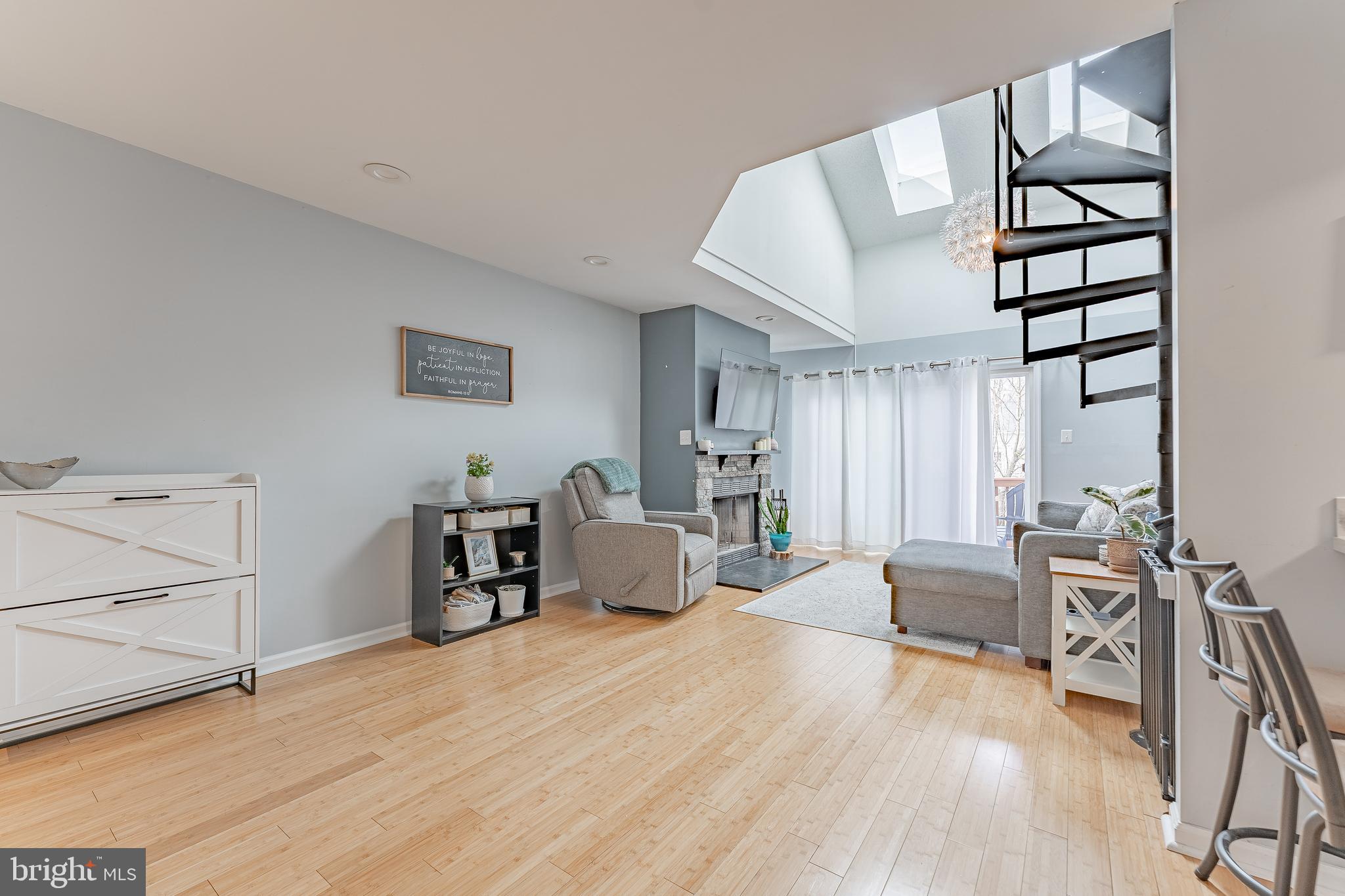 HIGHSPIRE - Residential