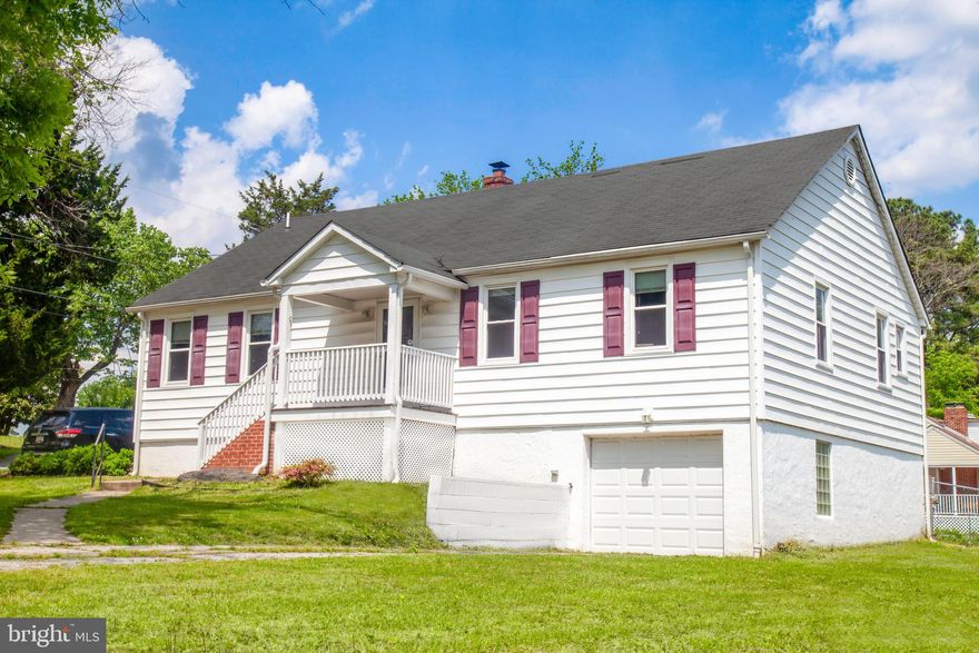 Great Single Family Elkridge Home at Townhouse price!  3 Bedrooms, 2 Full Baths, plenty of storage in the basement. Updated kitchen. Large yard and plenty of parking for Entertaining. To be sold As is.  Don't miss out!