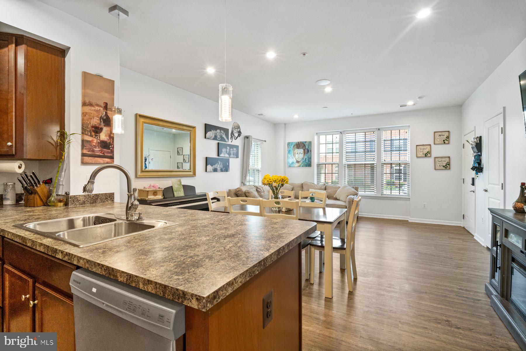 LINTON AT BALLENGER - Residential Lease