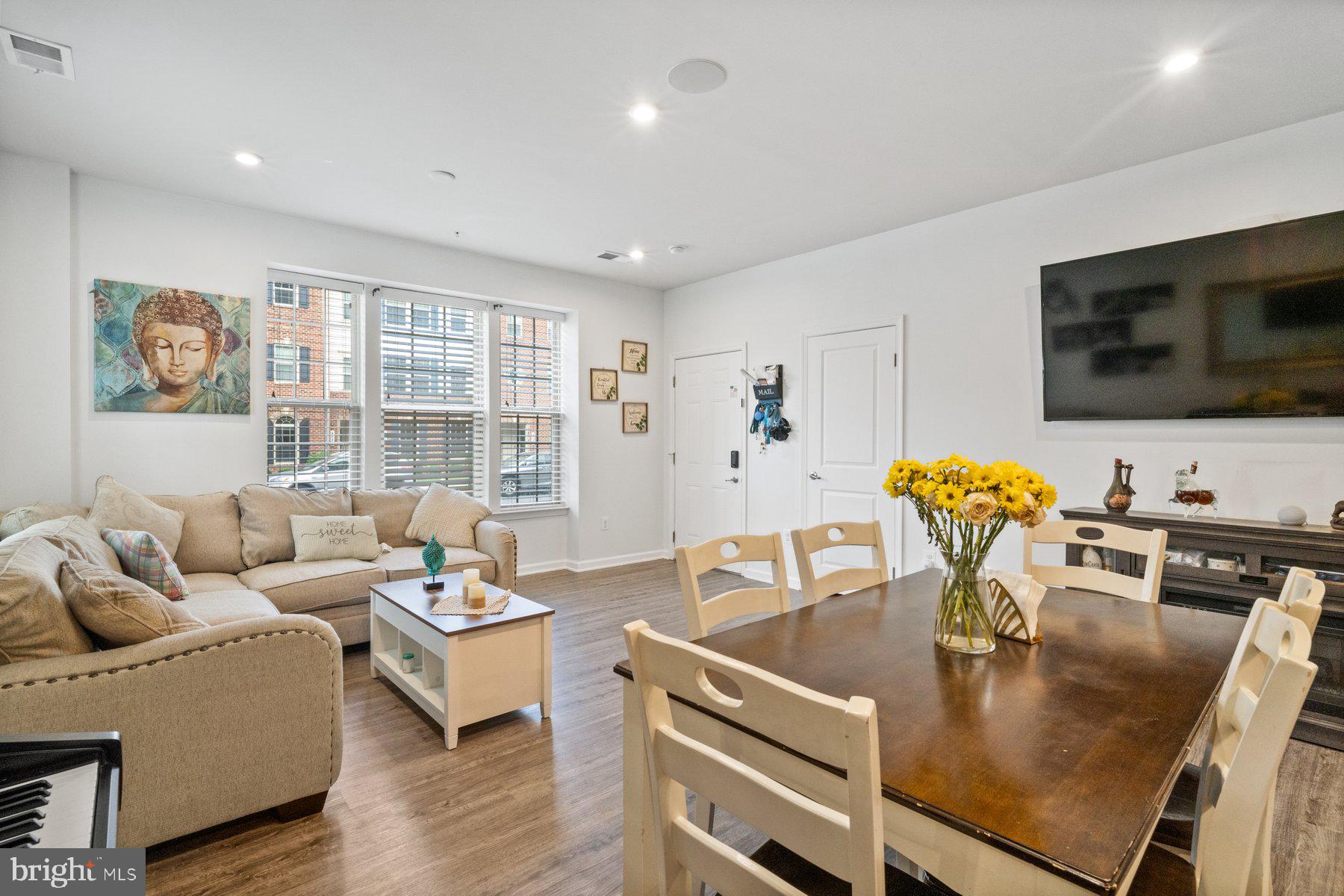 LINTON AT BALLENGER - Residential Lease