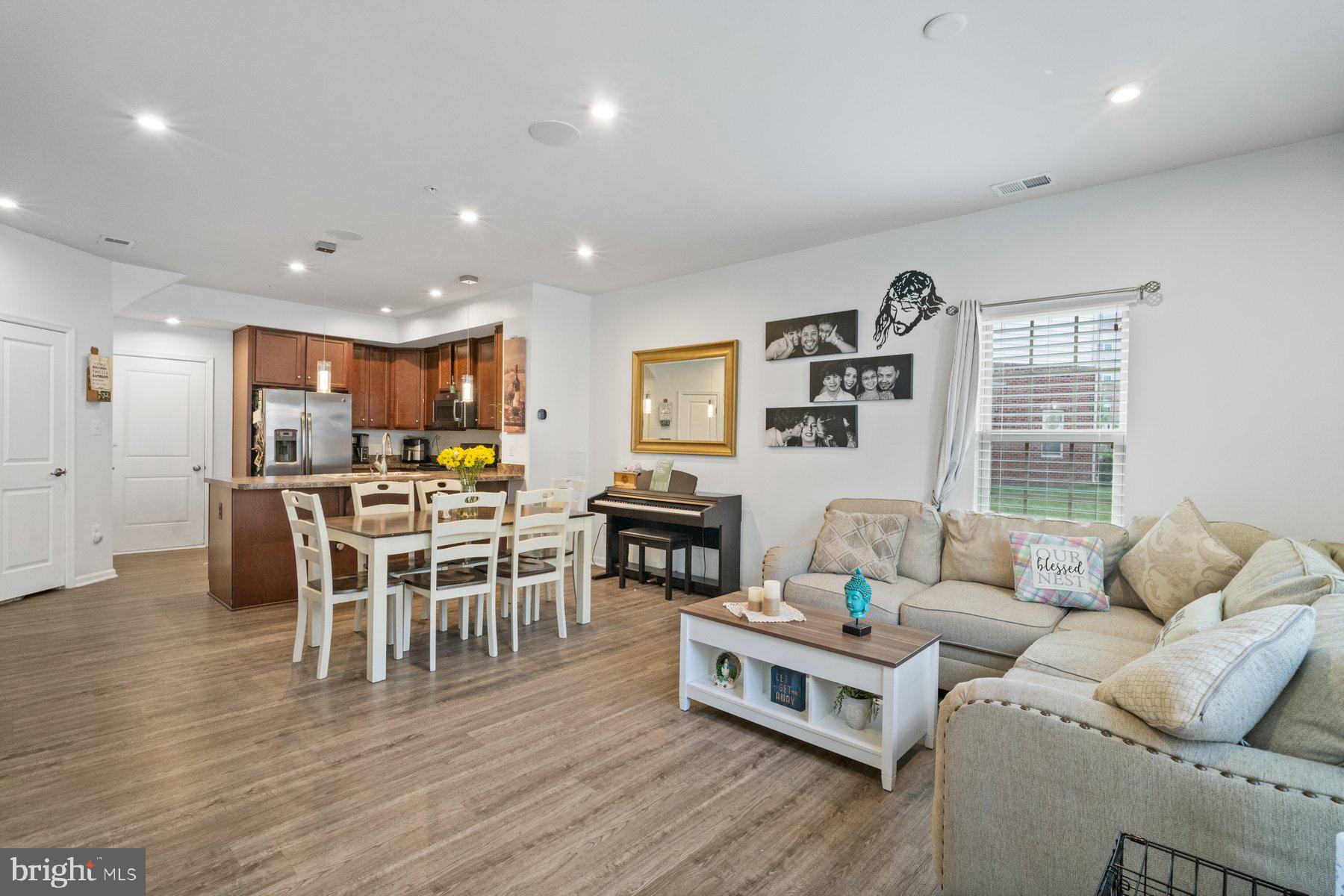 LINTON AT BALLENGER - Residential Lease