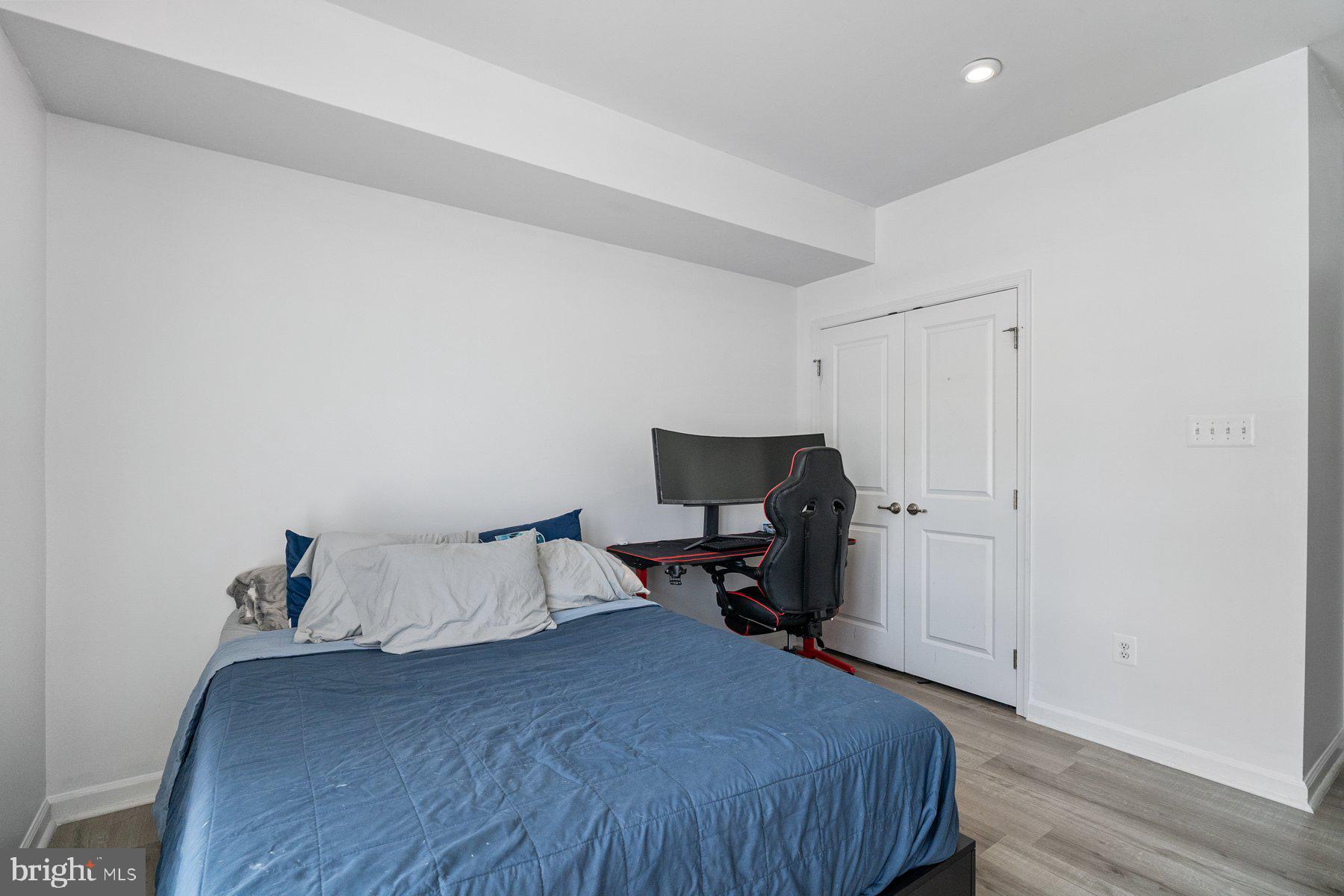 LINTON AT BALLENGER - Residential Lease