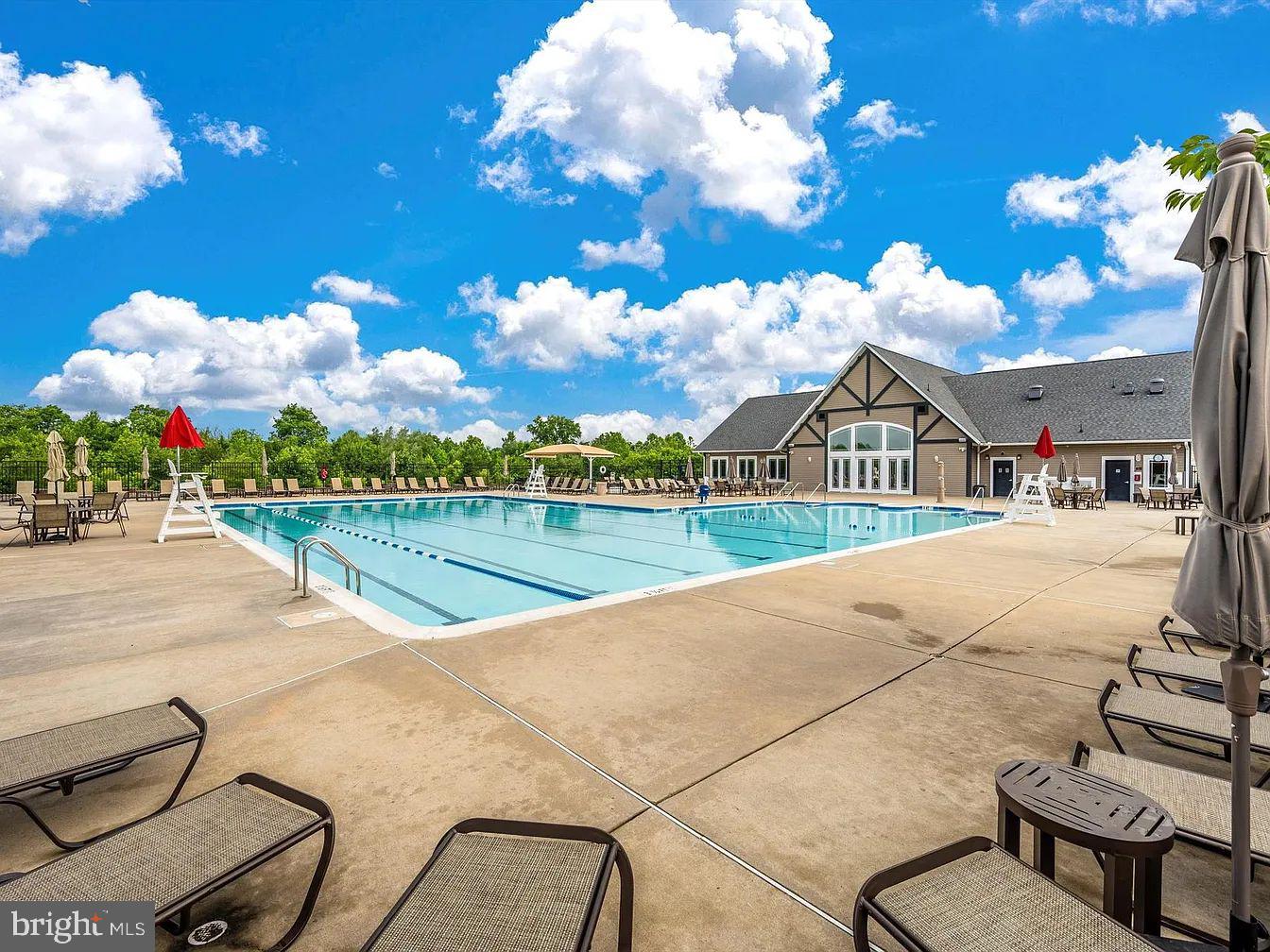 LINTON AT BALLENGER - Residential Lease