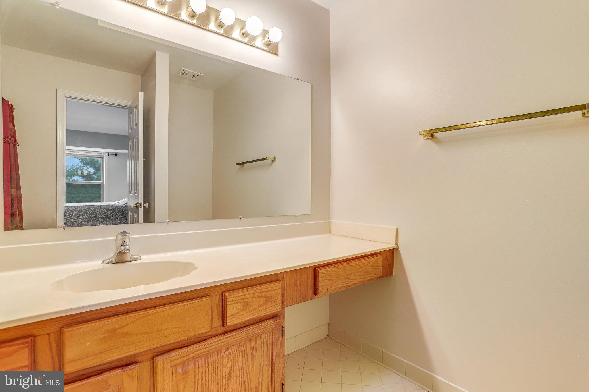 ROXBURY OF MT VERNON - Residential