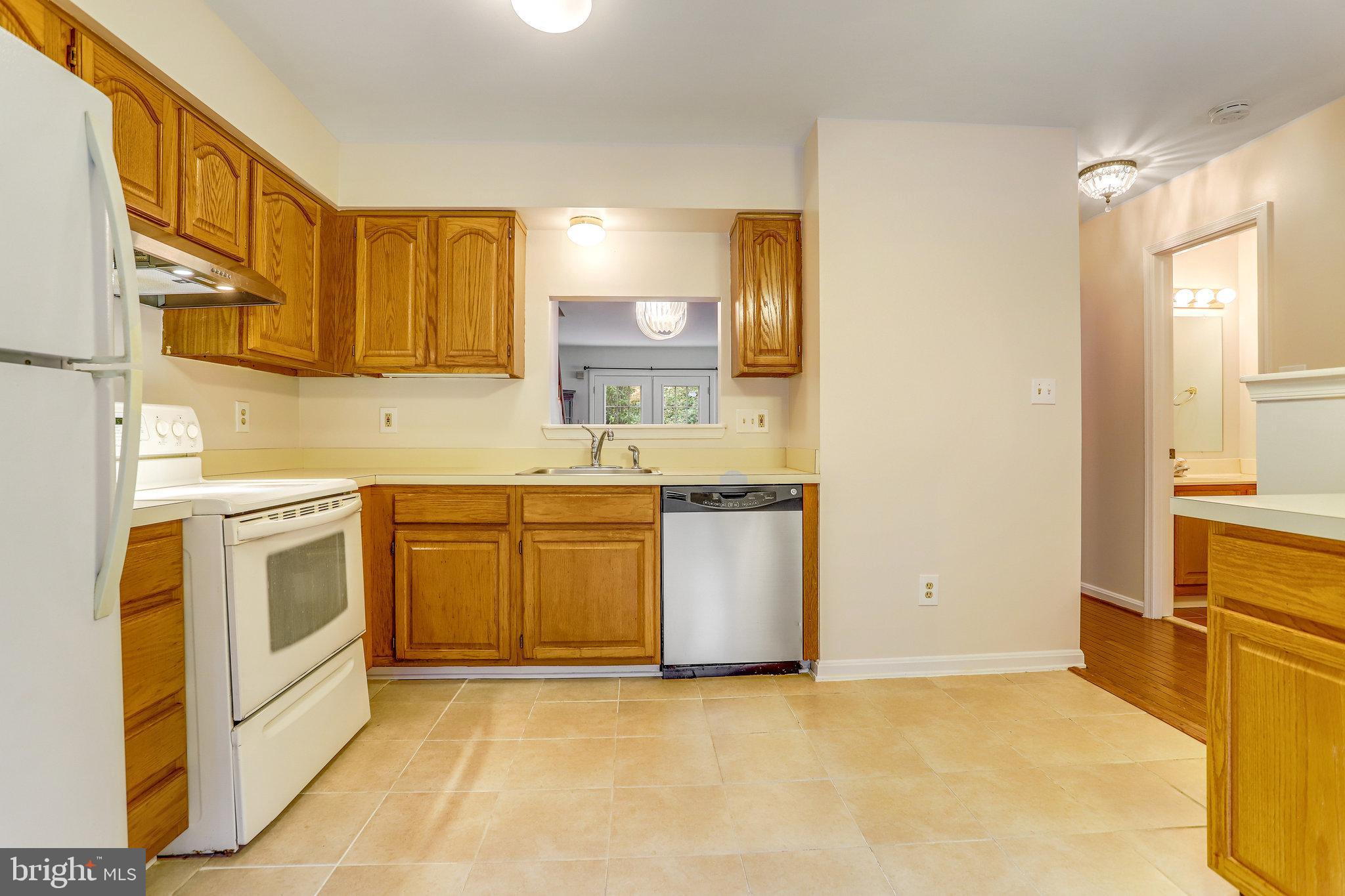 ROXBURY OF MT VERNON - Residential