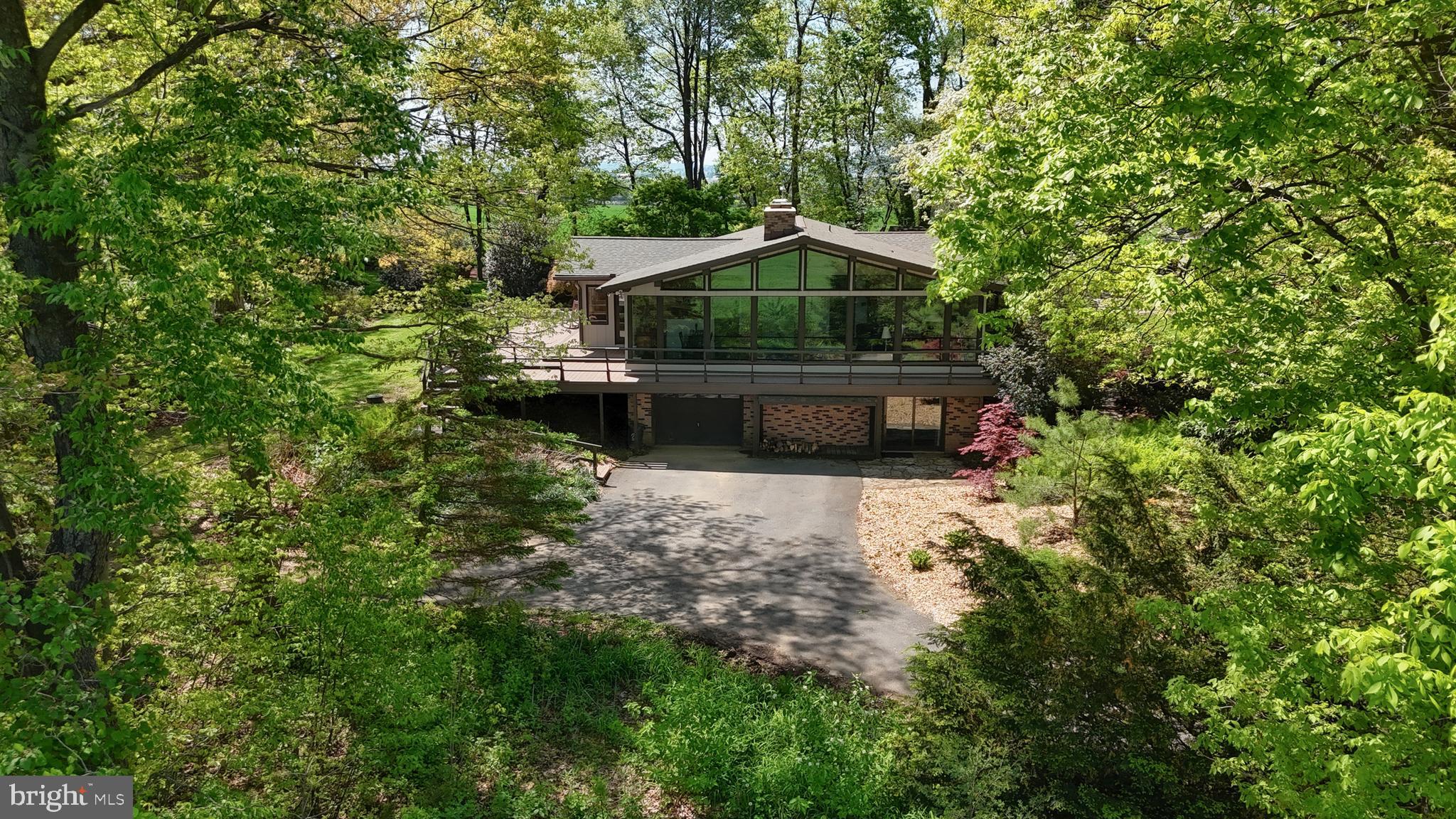 160 N RAMONA ROAD