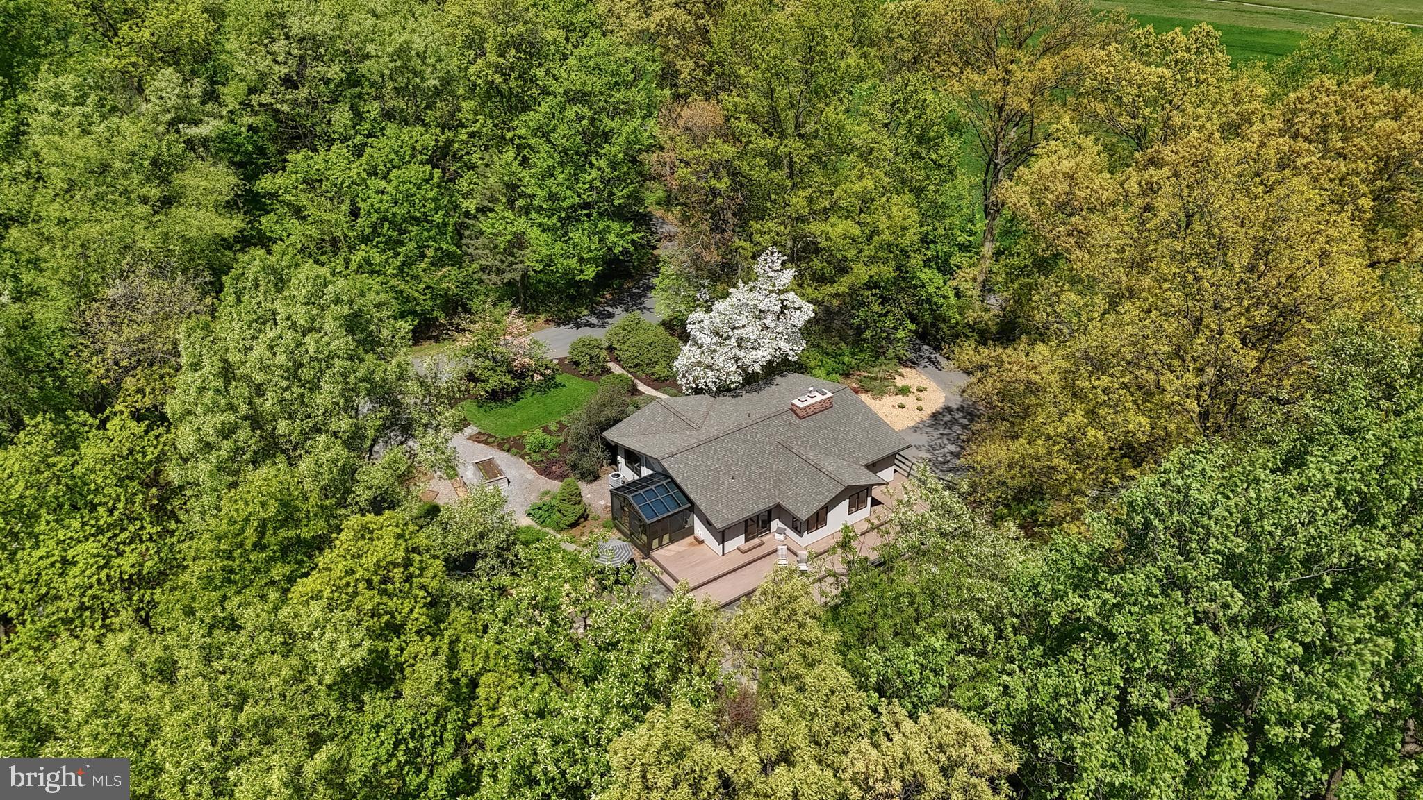 160 N RAMONA ROAD