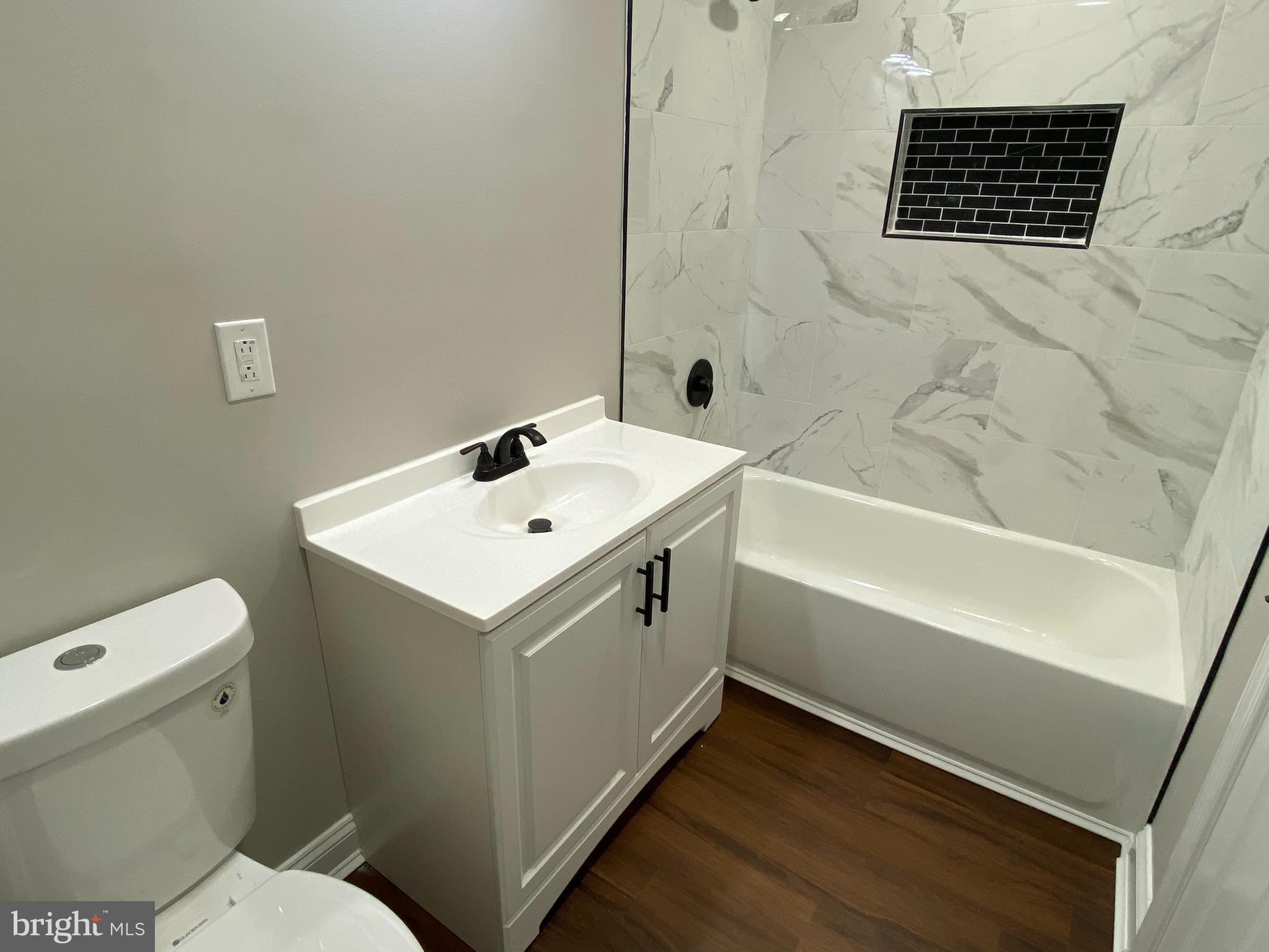NORTH END - Residential