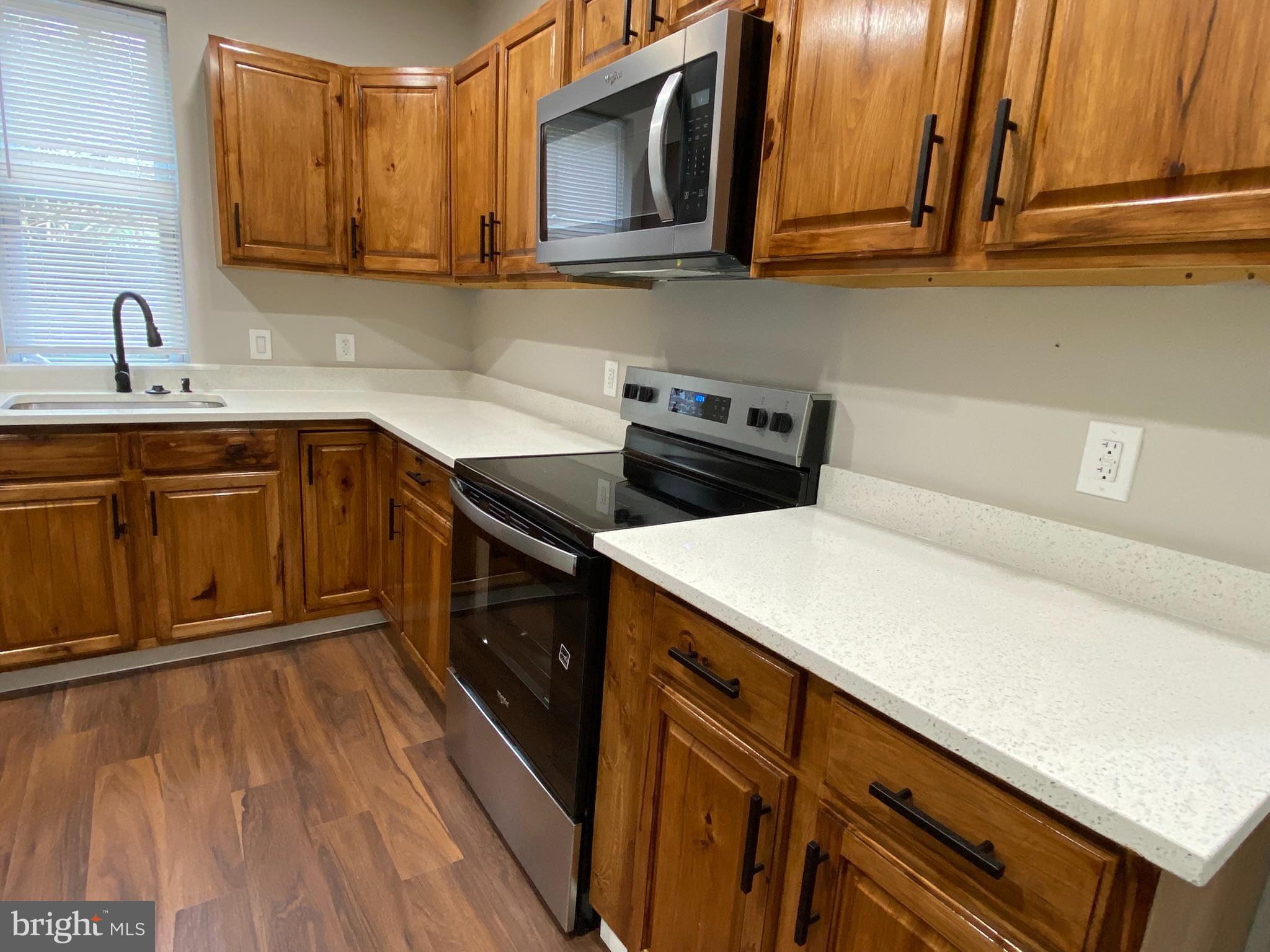 NORTH END - Residential