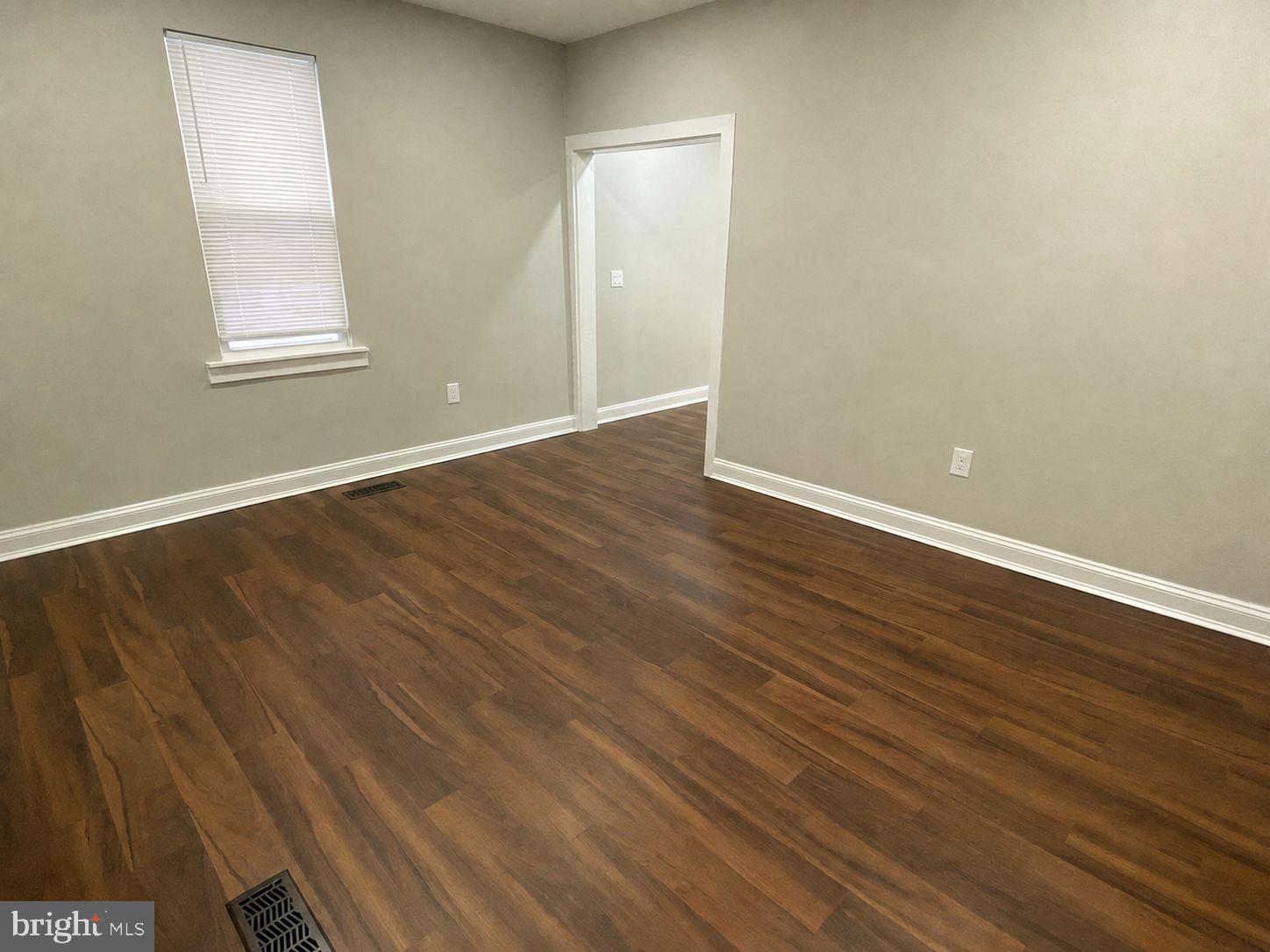 NORTH END - Residential