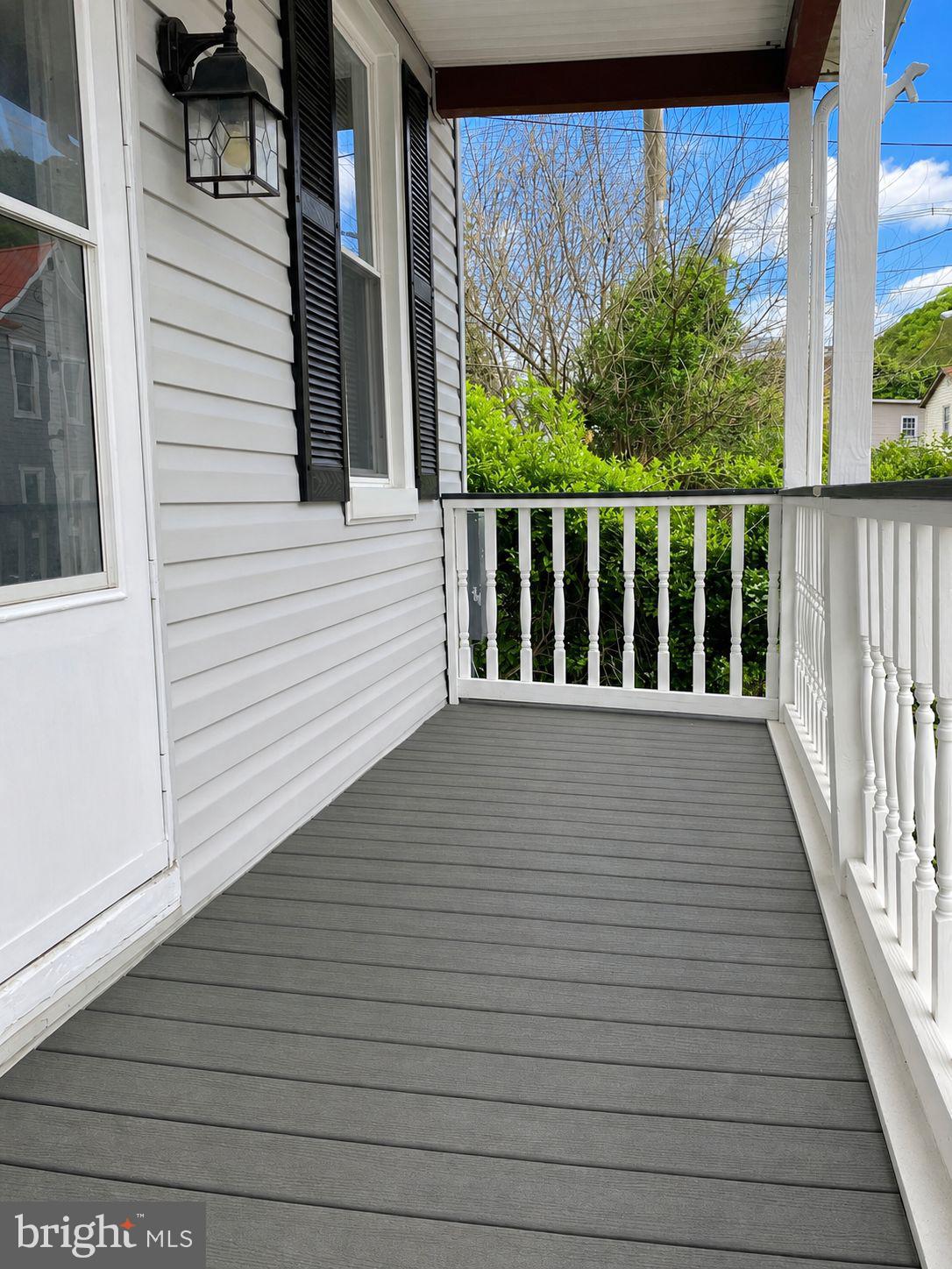 NORTH END - Residential