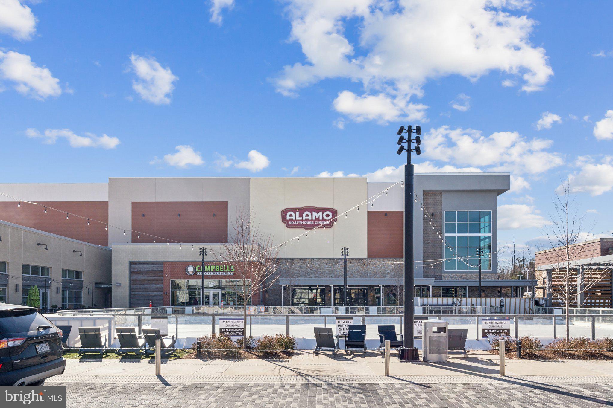 POTOMAC CLUB - Residential