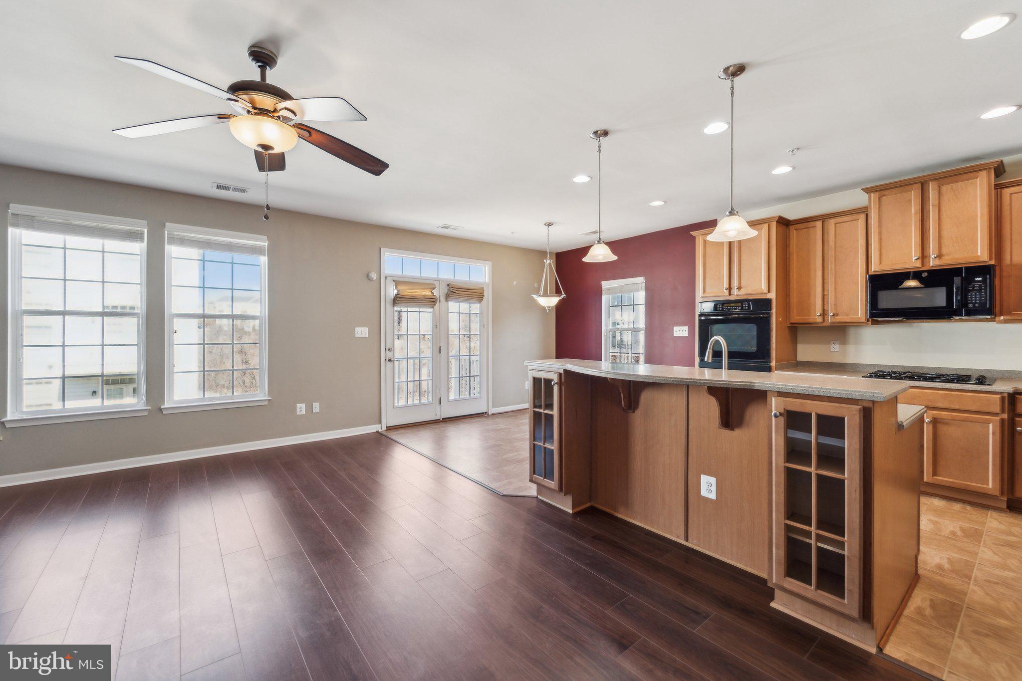 POTOMAC CLUB - Residential