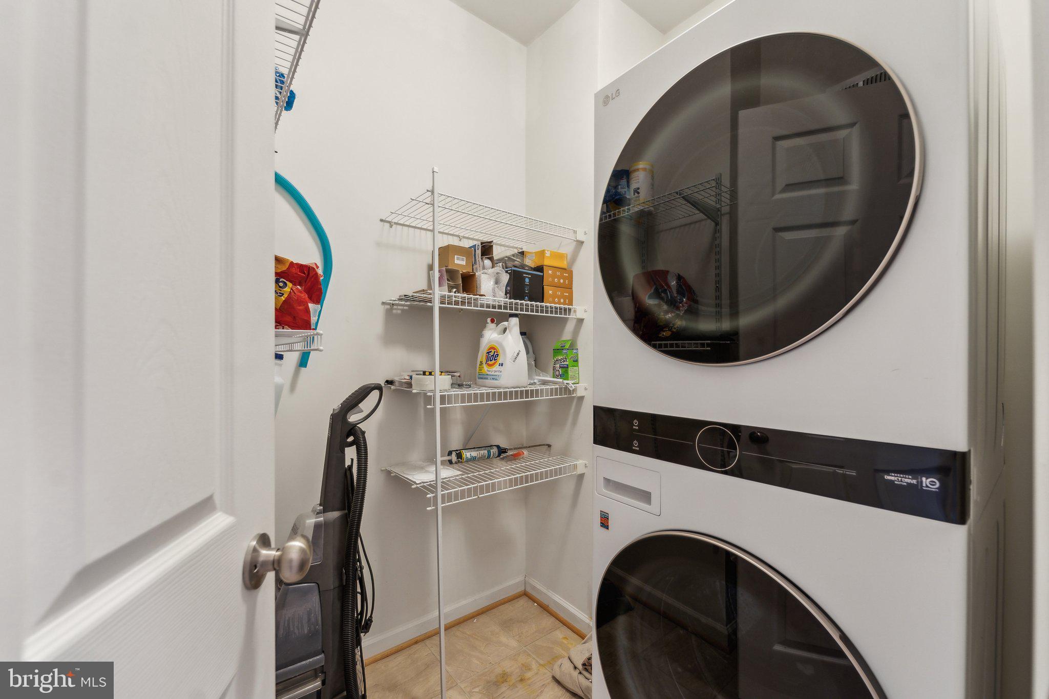 POTOMAC CLUB - Residential