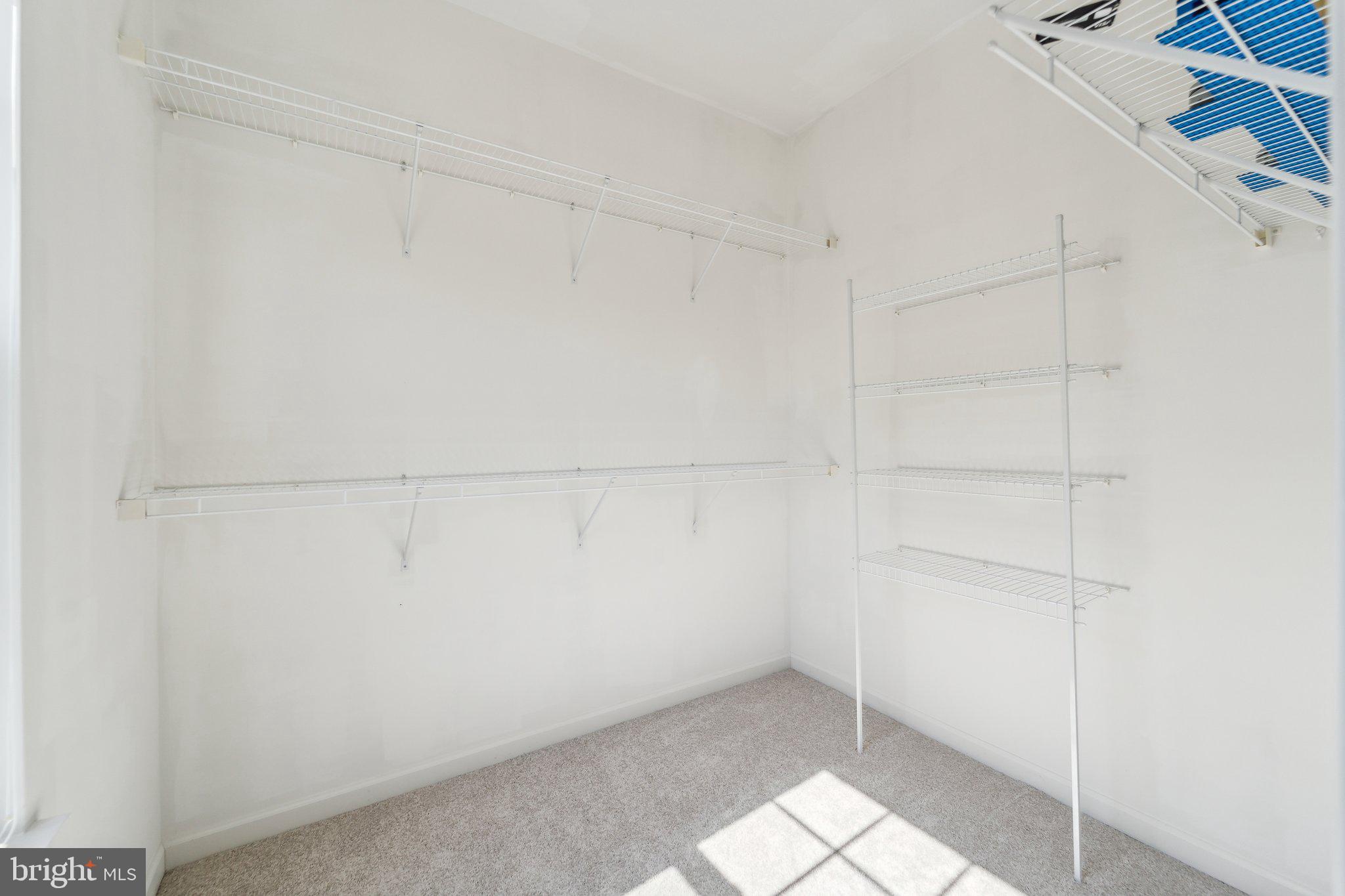 POTOMAC CLUB - Residential