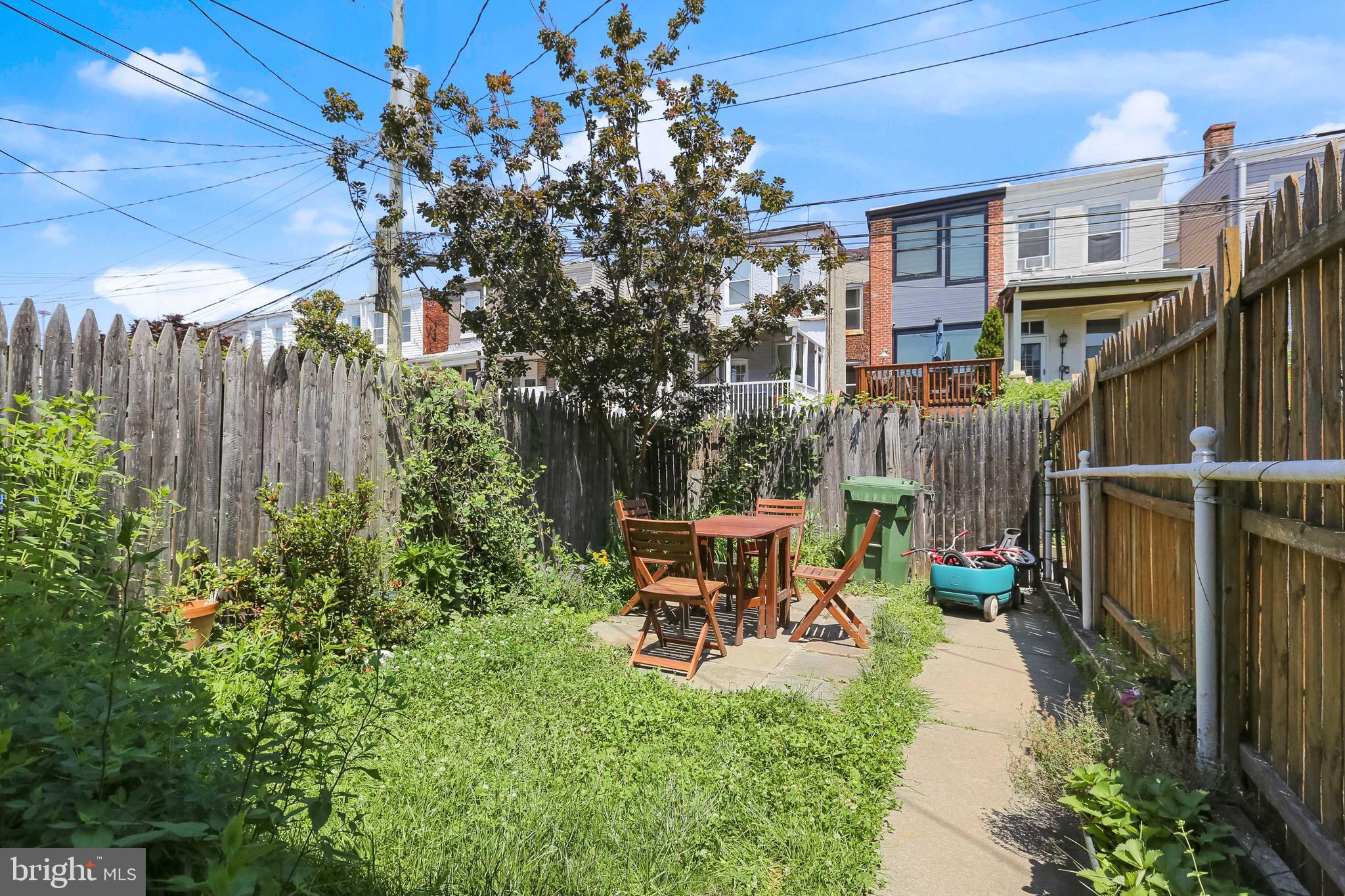 HAMPDEN HISTORIC DISTRICT - Residential