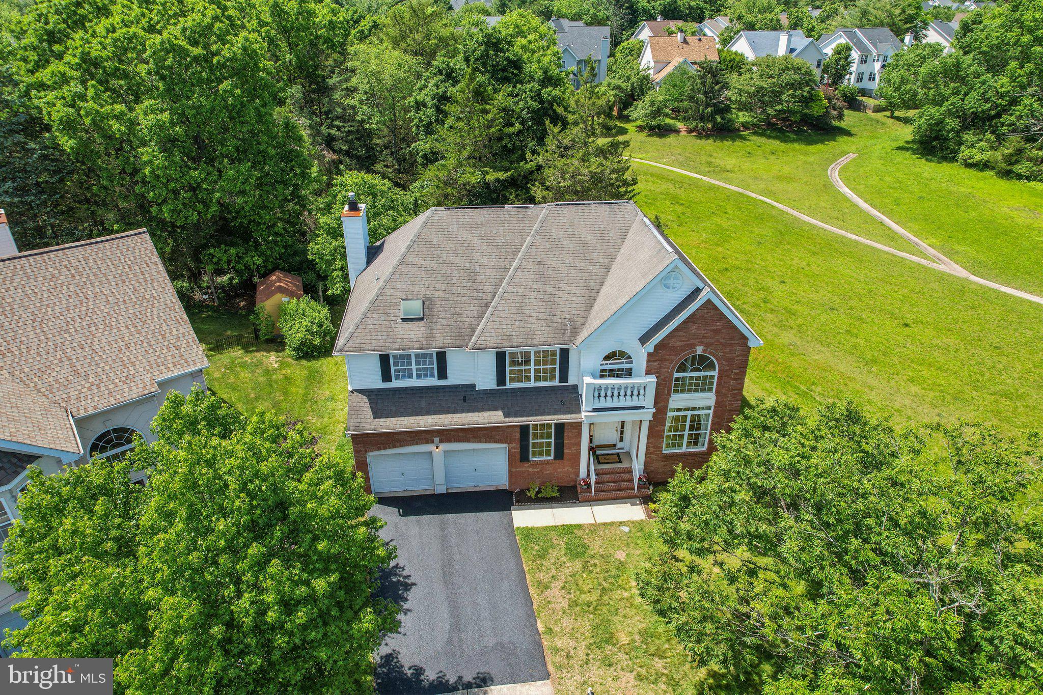 50 HUDNUT LANE