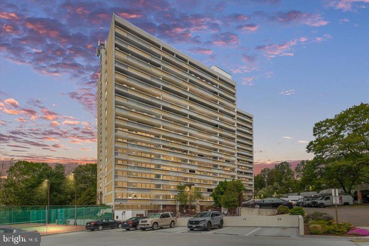 ALEXANDRIA KNOLLS - Residential Lease