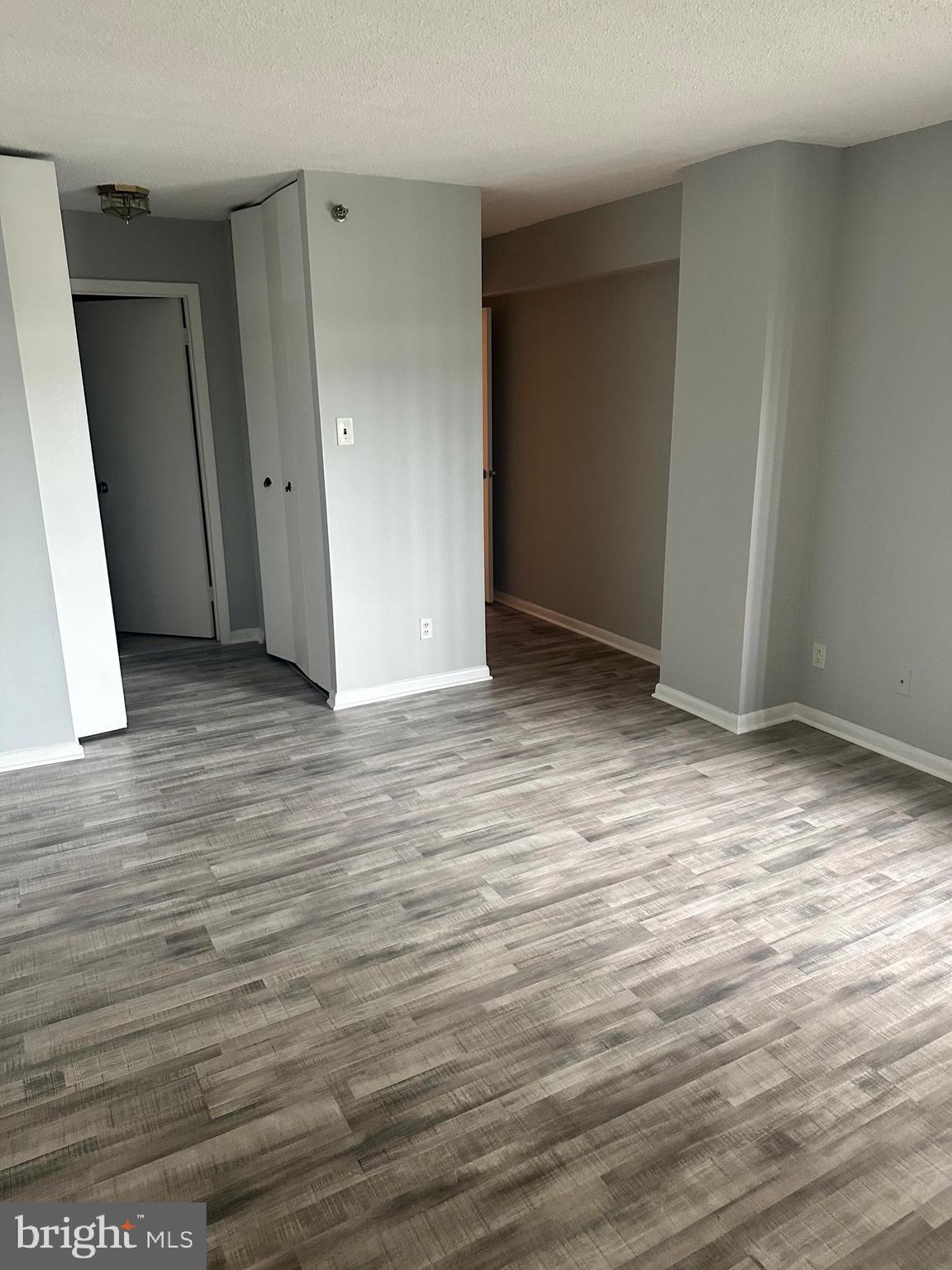 RACQUET CLUB - Residential