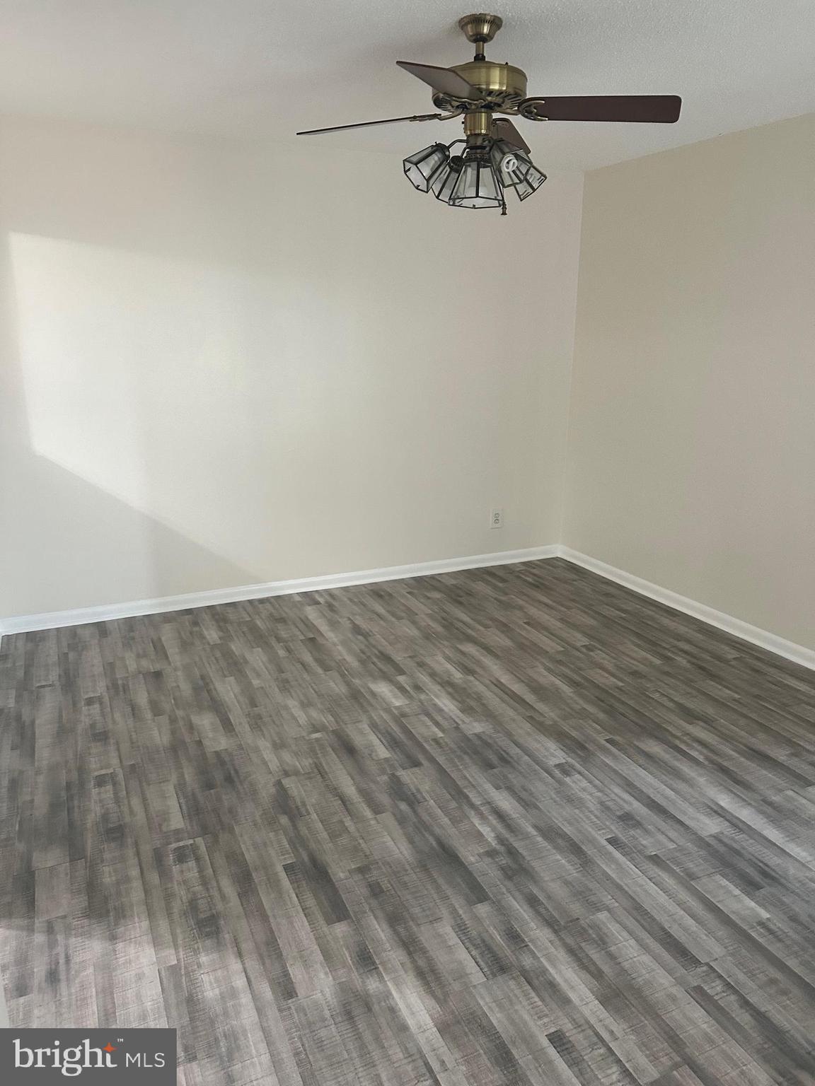 RACQUET CLUB - Residential