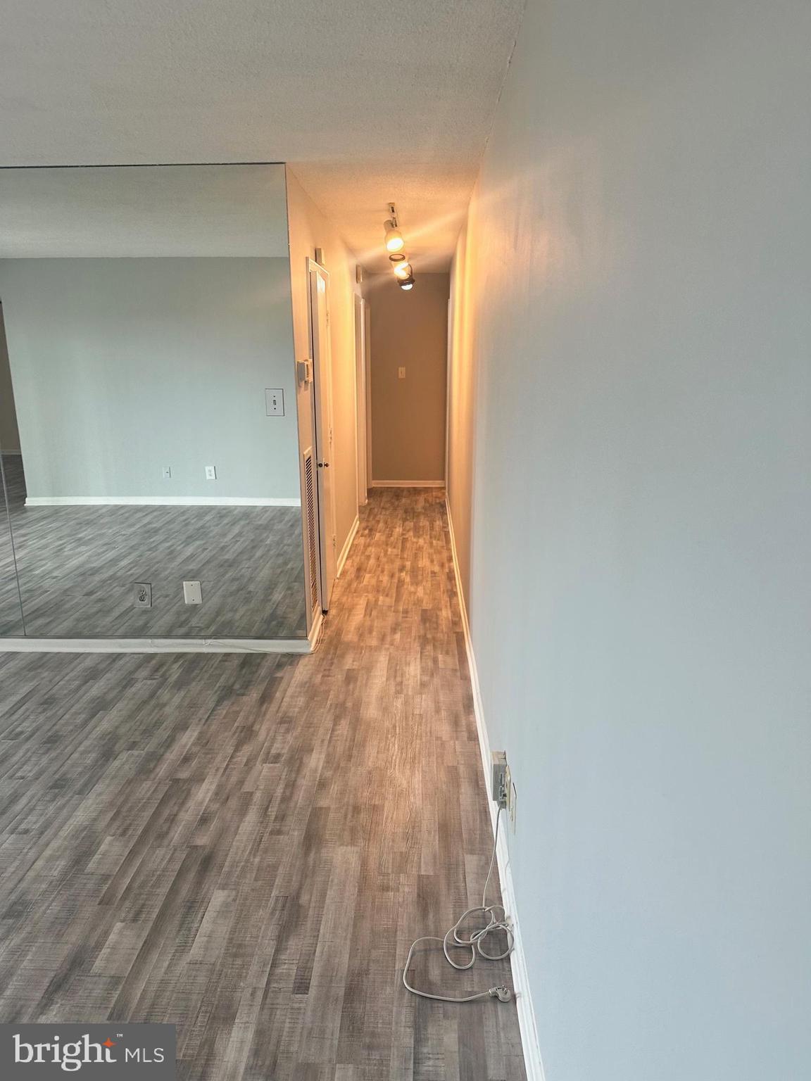 RACQUET CLUB - Residential