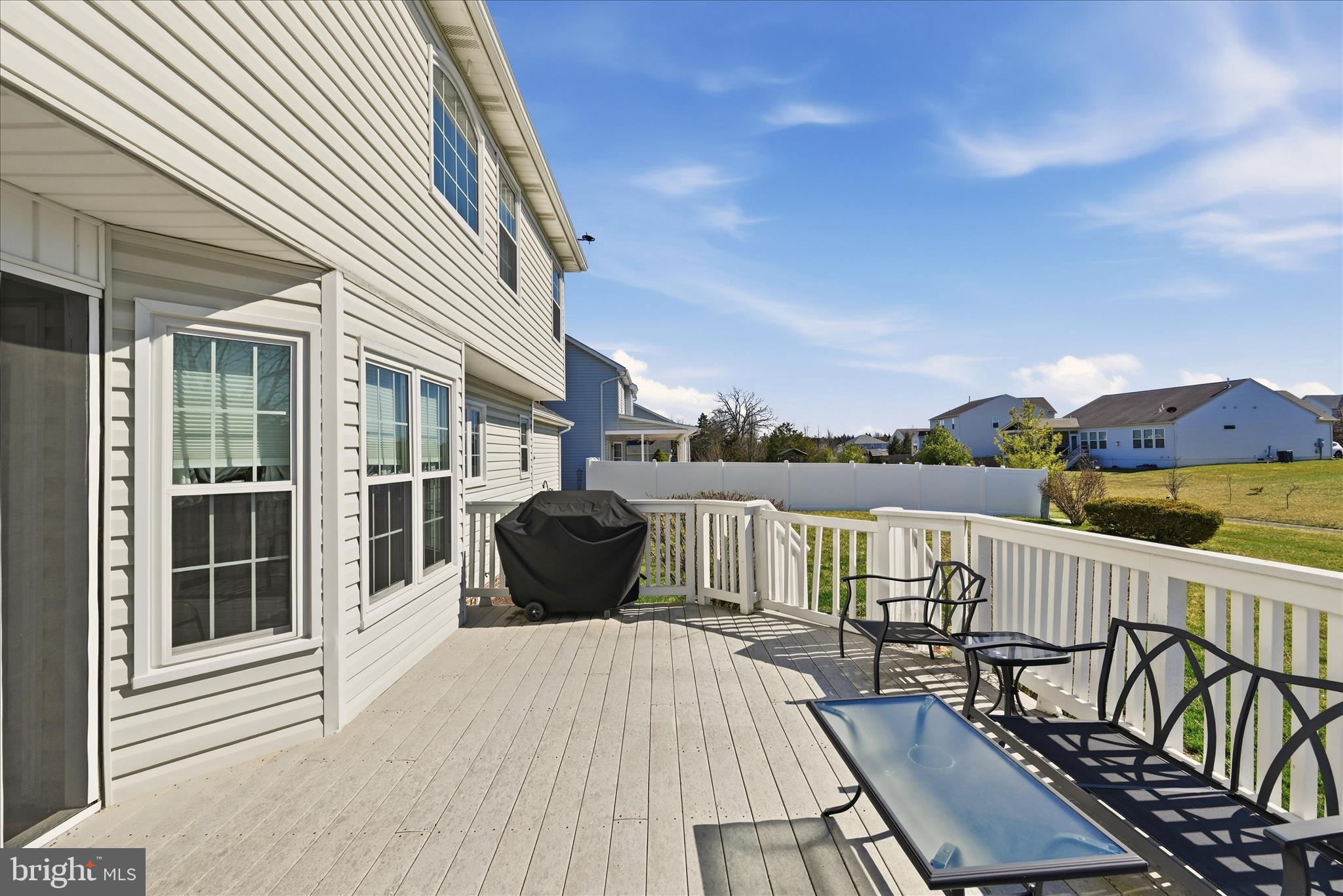 WOODSIDE ESTATES - Residential