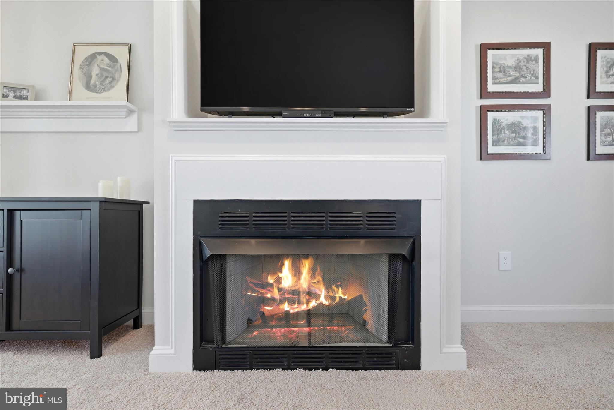 WOODSIDE ESTATES - Residential