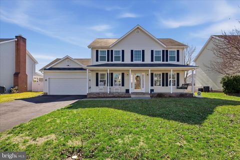 Homes For Sale - 108 Barkwood Drive<br/> STEPHENS CITY, VA 22655