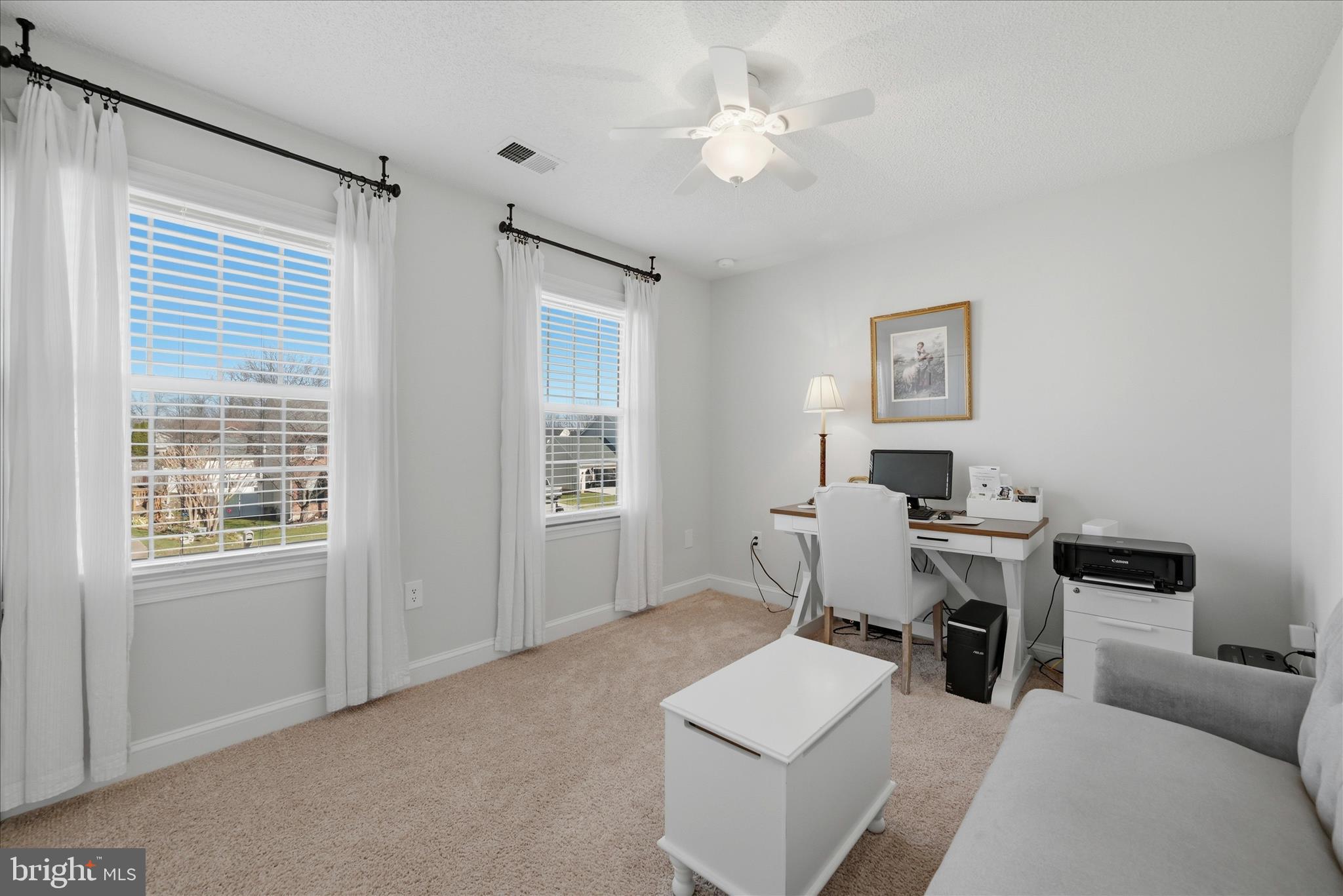 WOODSIDE ESTATES - Residential