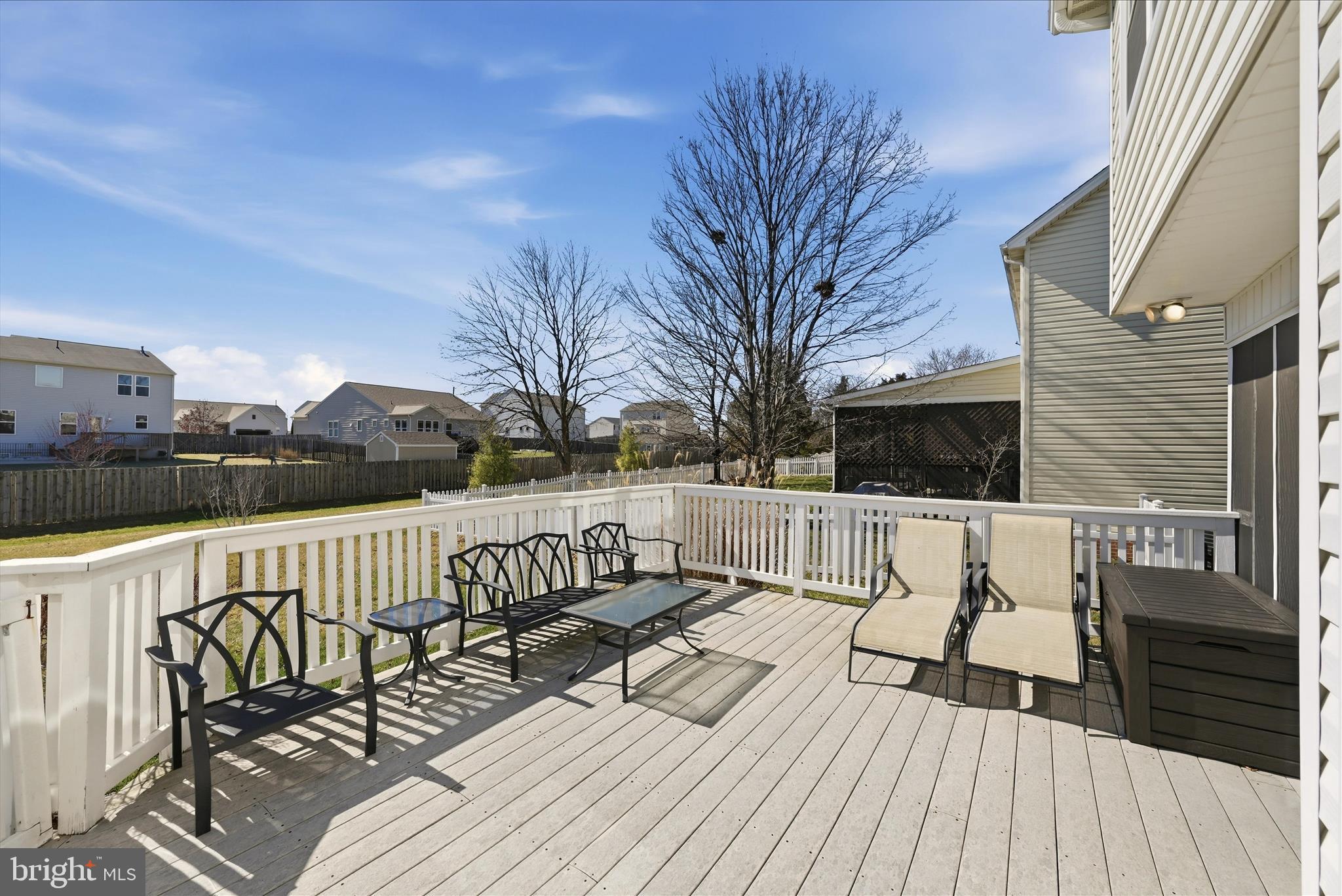 WOODSIDE ESTATES - Residential